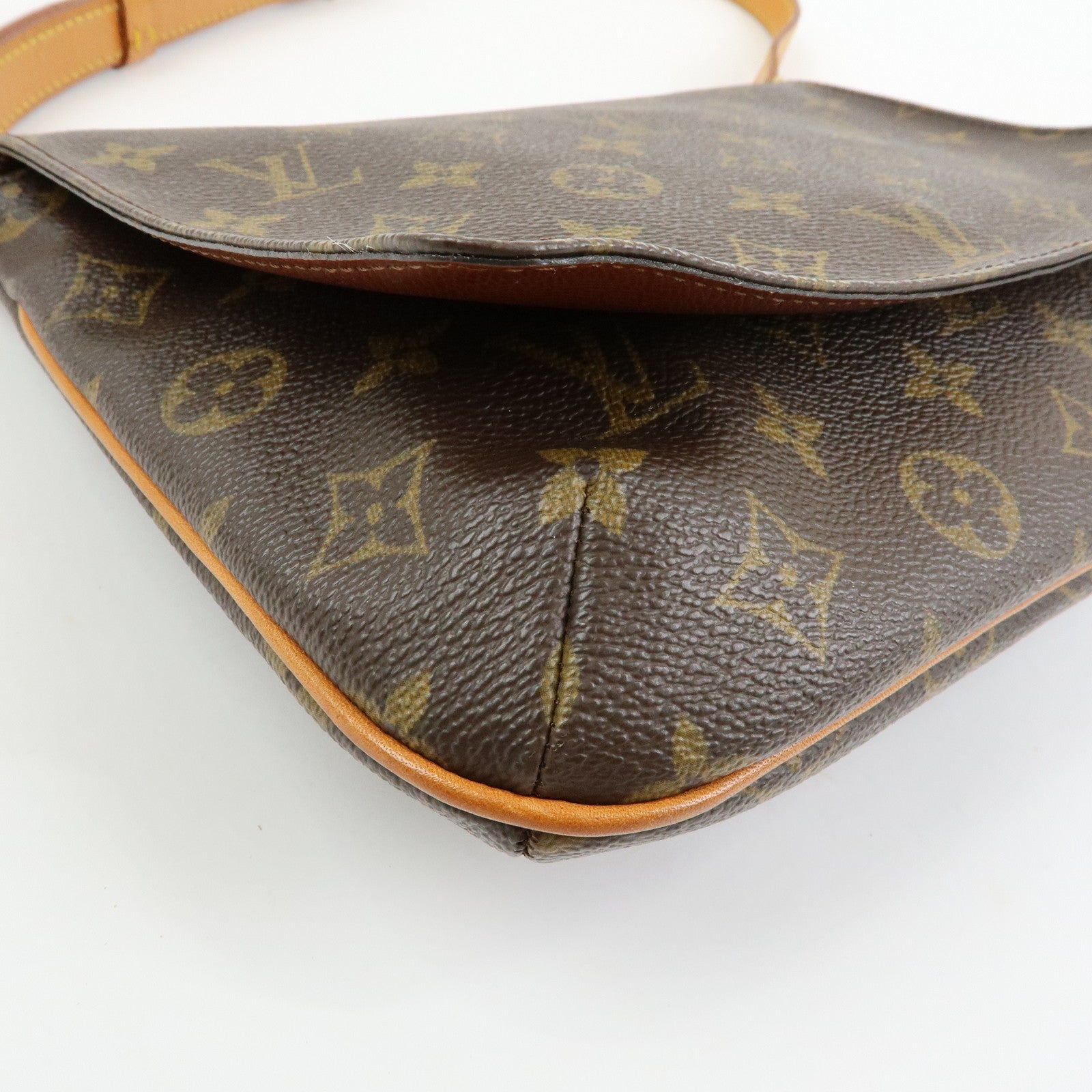 Louis Vuitton Monogram Musette Tango Short Shoulder Bag M51257