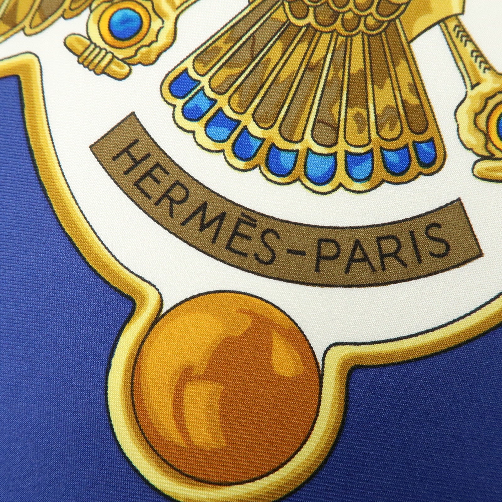 HERMES Carre 90 Silk100% Caty Ancient Egypt Scarab Scarf Blue White
