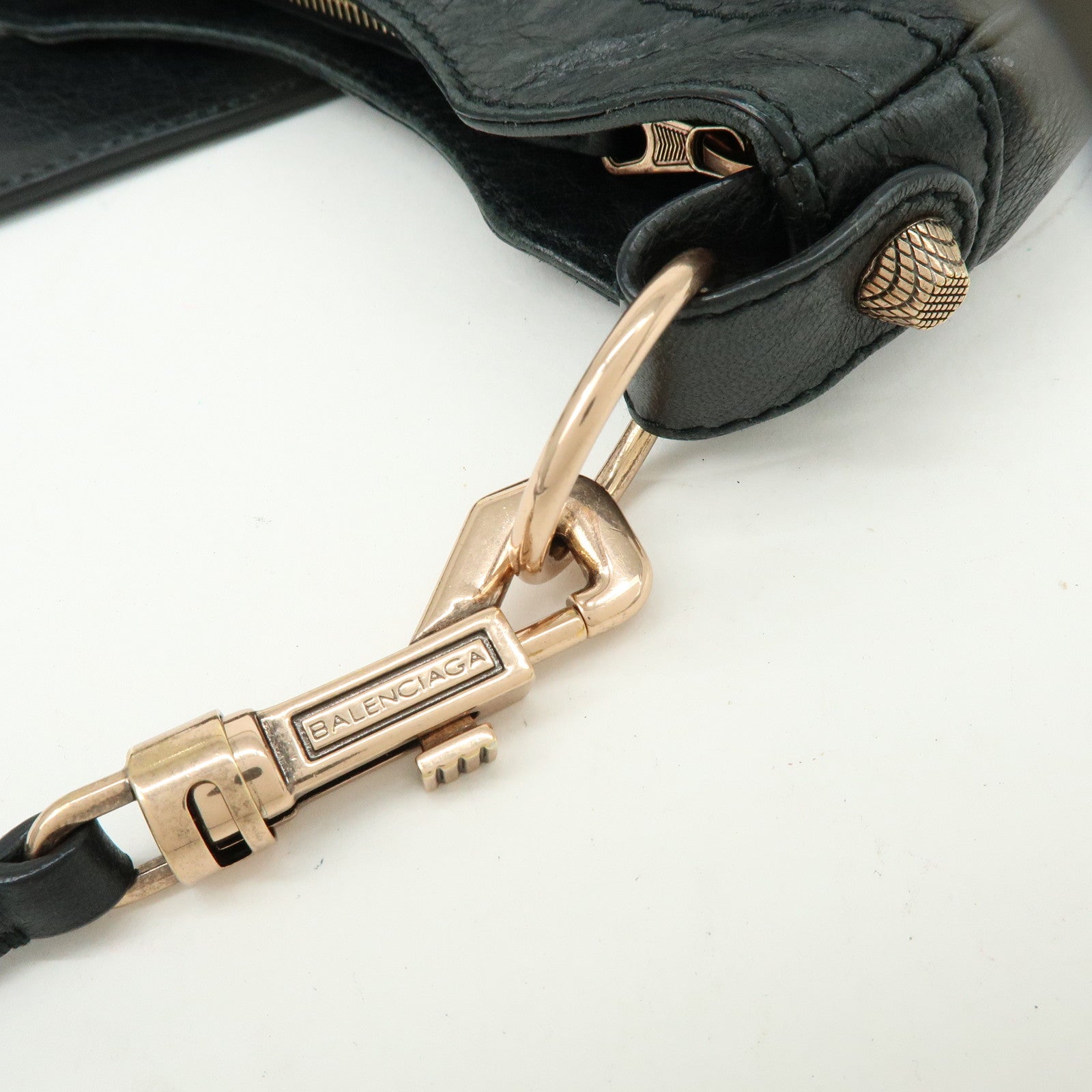 BALENCIAGA The Giant Hip Leather Shoulder Bag Black 237203
