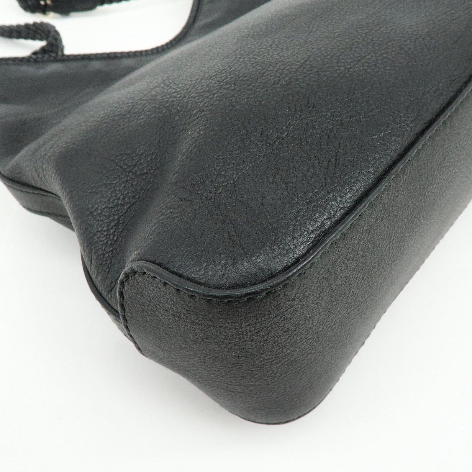 GUCCI Marrakech Leather Shoulder Bag Black 257026