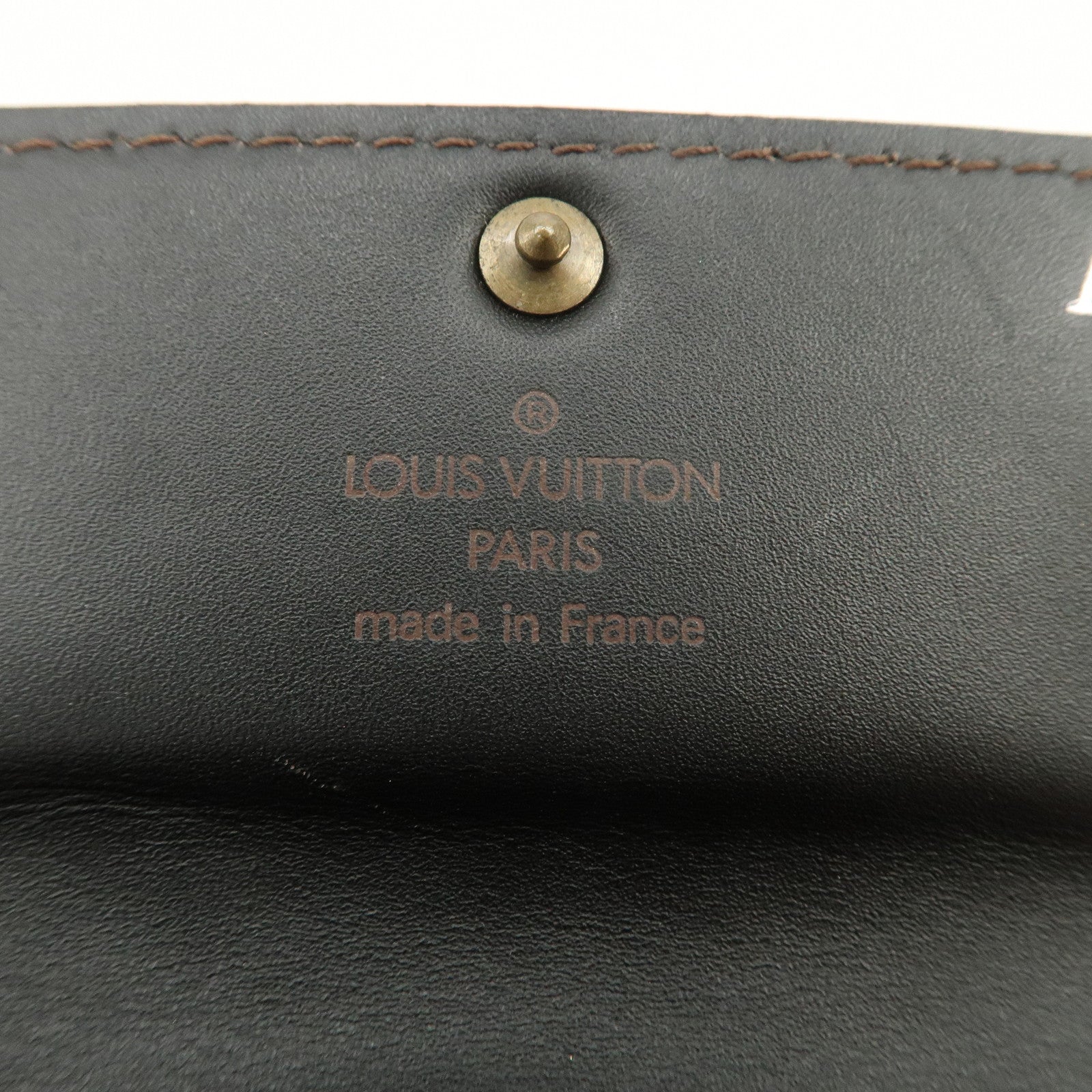 Louis Vuitton Utah Leather Multicles 6 Key Case Cafe M95539