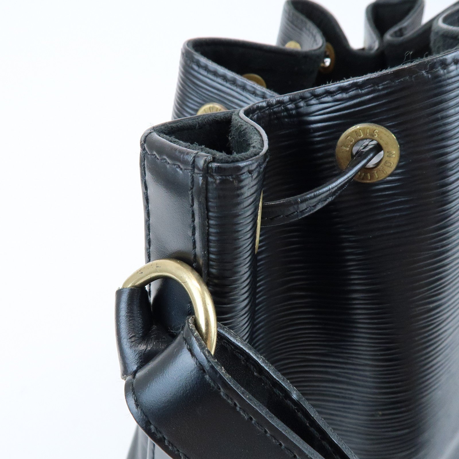 Louis Vuitton Epi Petit Noe Shoulder Bag Noir Black M59012