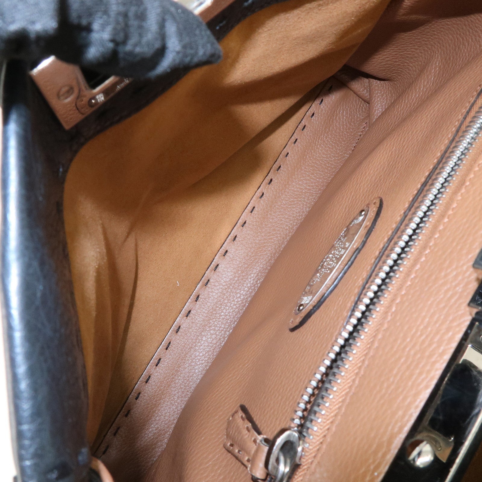 FENDI Selleria Peekaboo Regular Leather 2Way Shoulder Bag 8BN290 Used