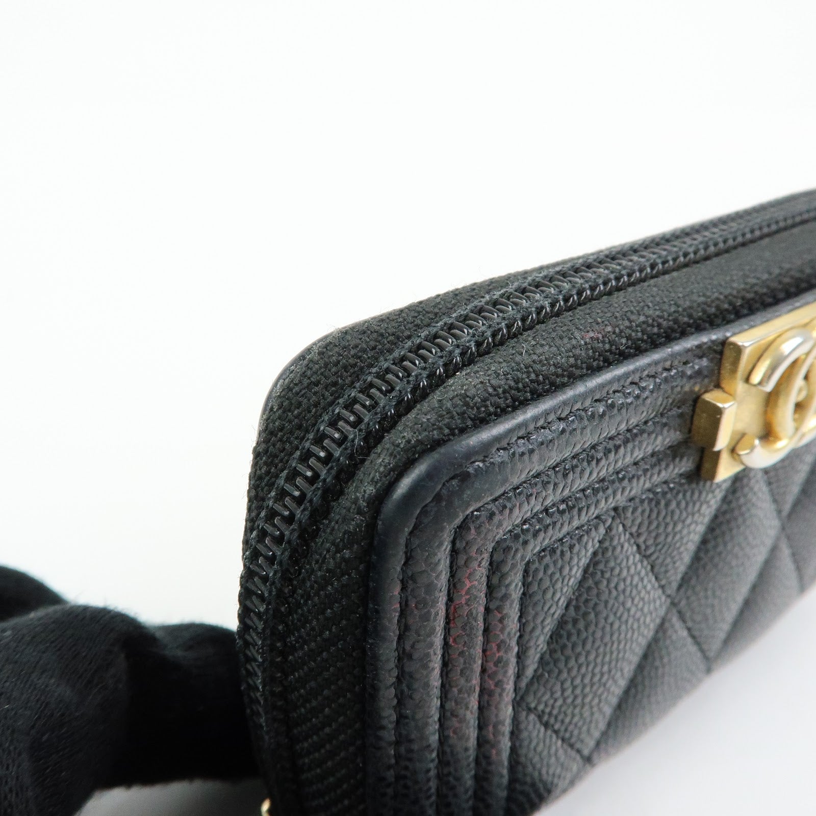 CHANEL Boy Chanel Matelasse Caviarskin Compact Wallet Black A80602