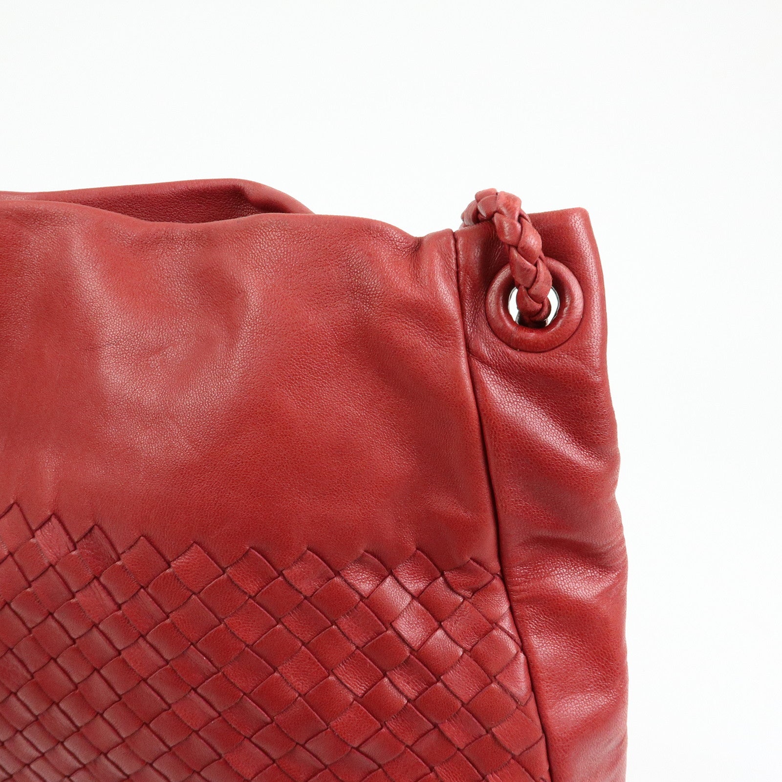 BOTTEGA VENETA Intrecciato Leather Shoulder Bag Red 132369