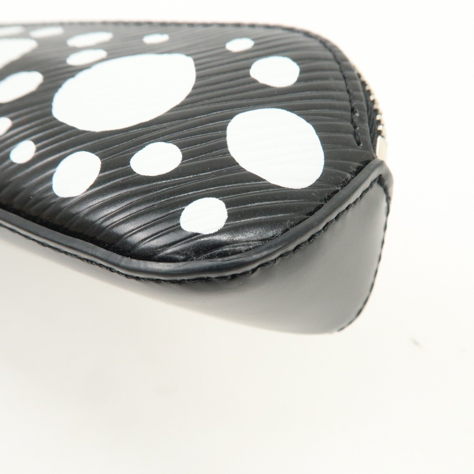 Louis Vuitton Epi Epi leather