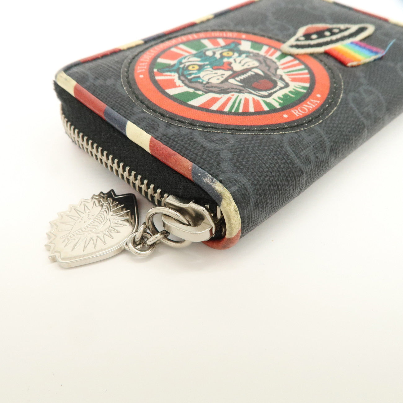 GUCCI GG Supreme Night Courrier Coin Case Black 496343