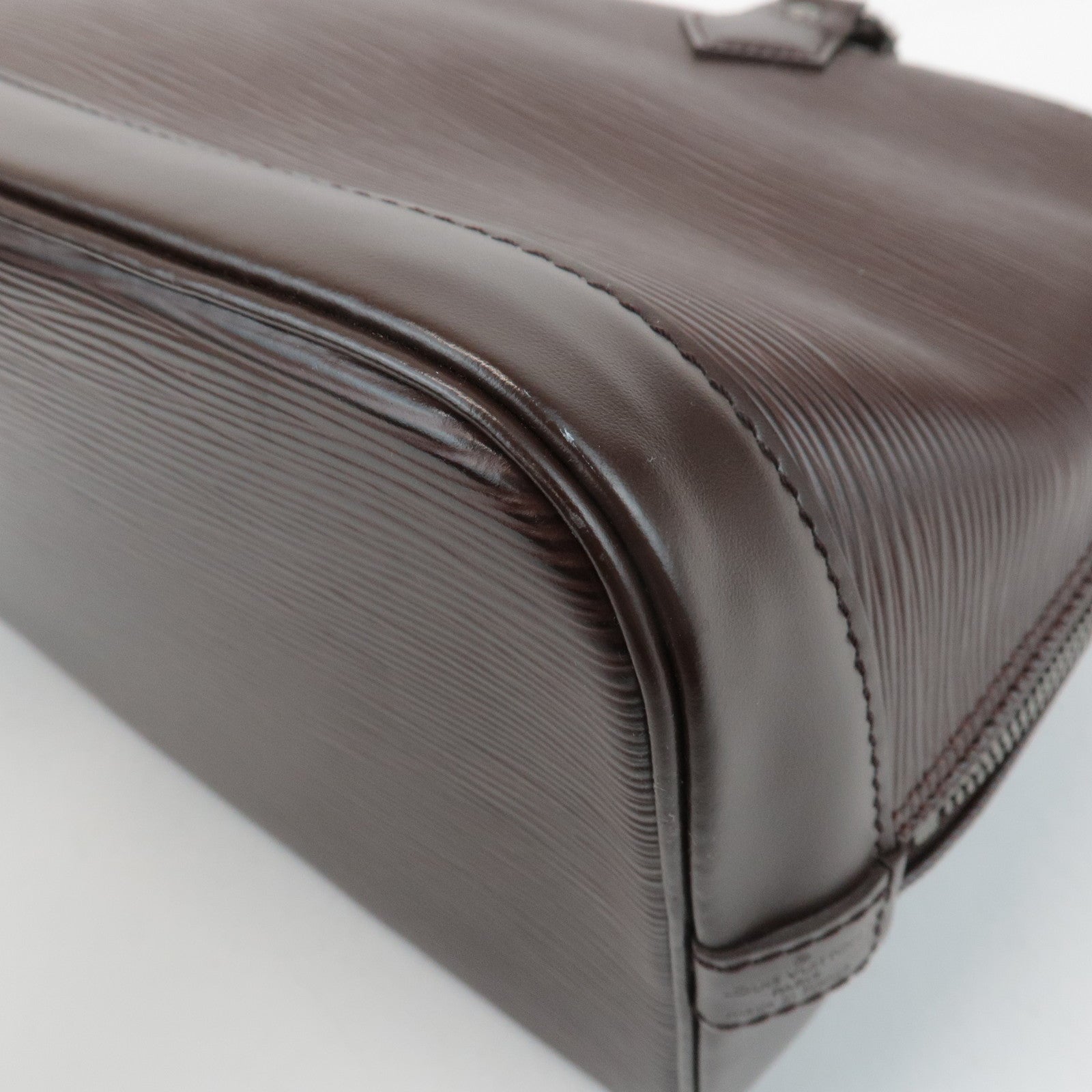 Louis Vuitton Epi Leather Alma PM Hand Bag Mocha Brown M5214D Used