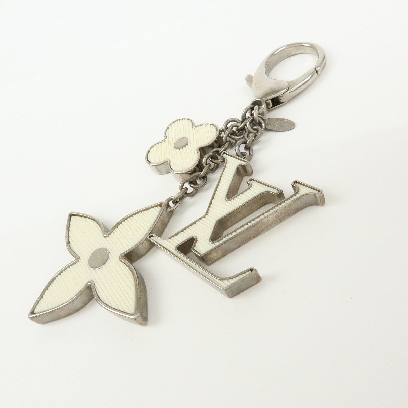 Louis Vuitton Bijoux Sac Fleur de Epi Bag Charm Silver White M65085