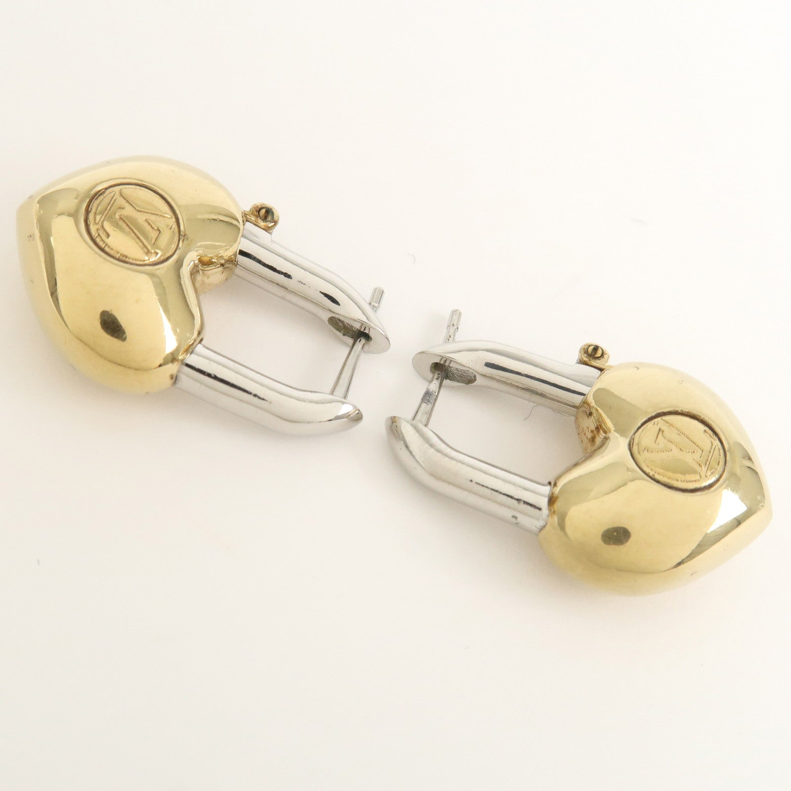 Louis Vuitton Boucles d窶儖reilles Crazy in Lock Metal Earring M67277