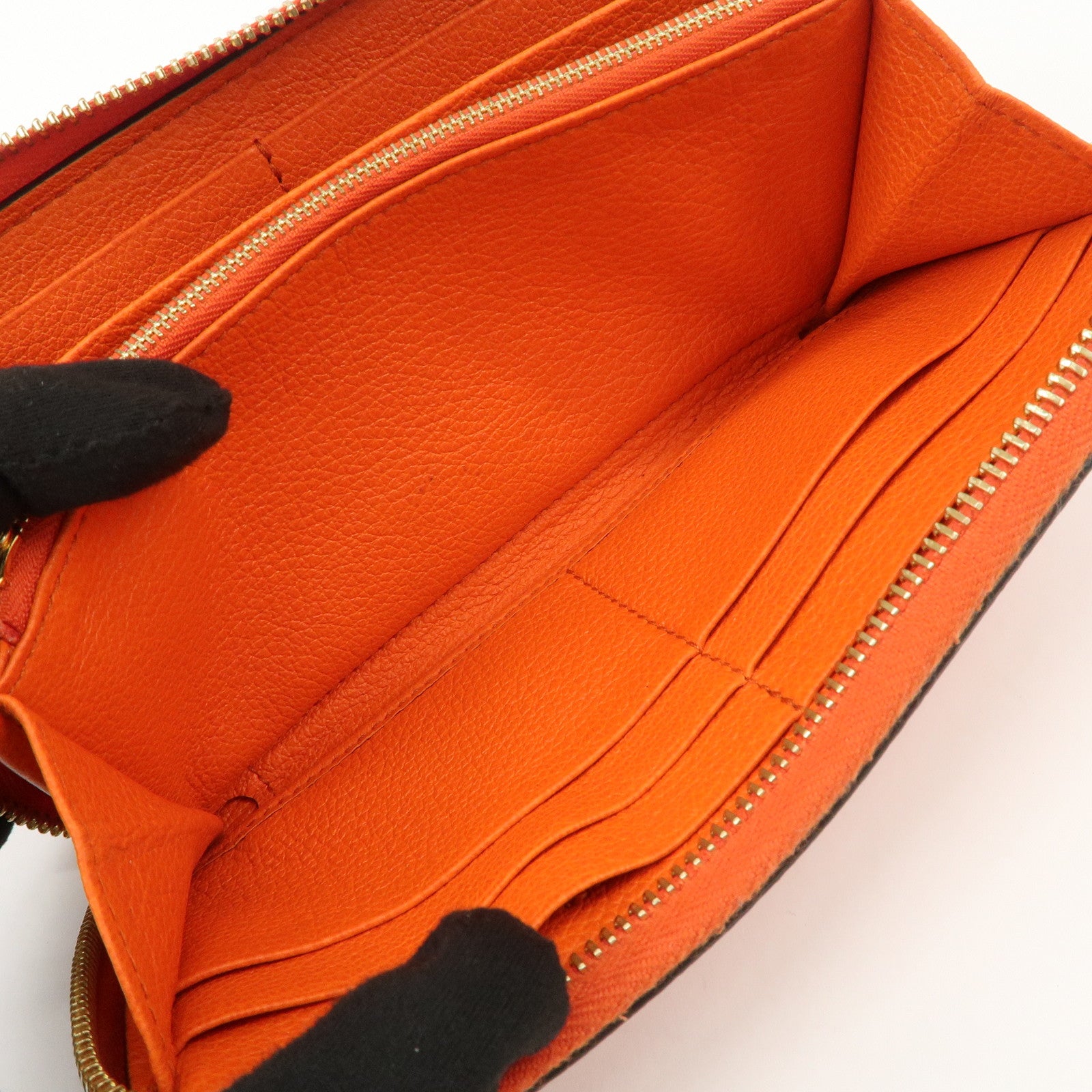 GUCCI Logo Leather Round Zippy Long Wallet Orange 658691