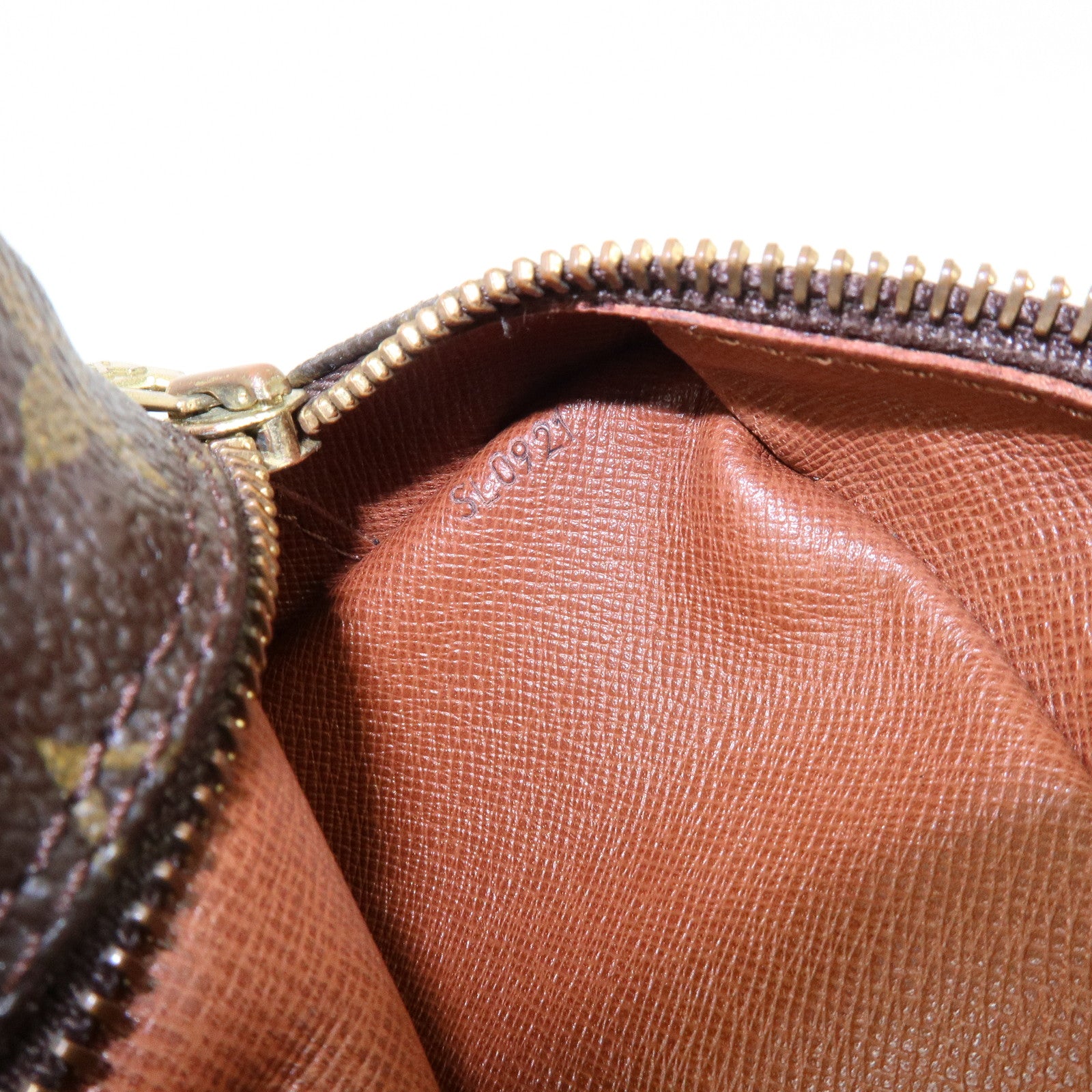 Louis Vuitton Monogram Compiegne 28 Pouch Clutch Bag Brown M51845