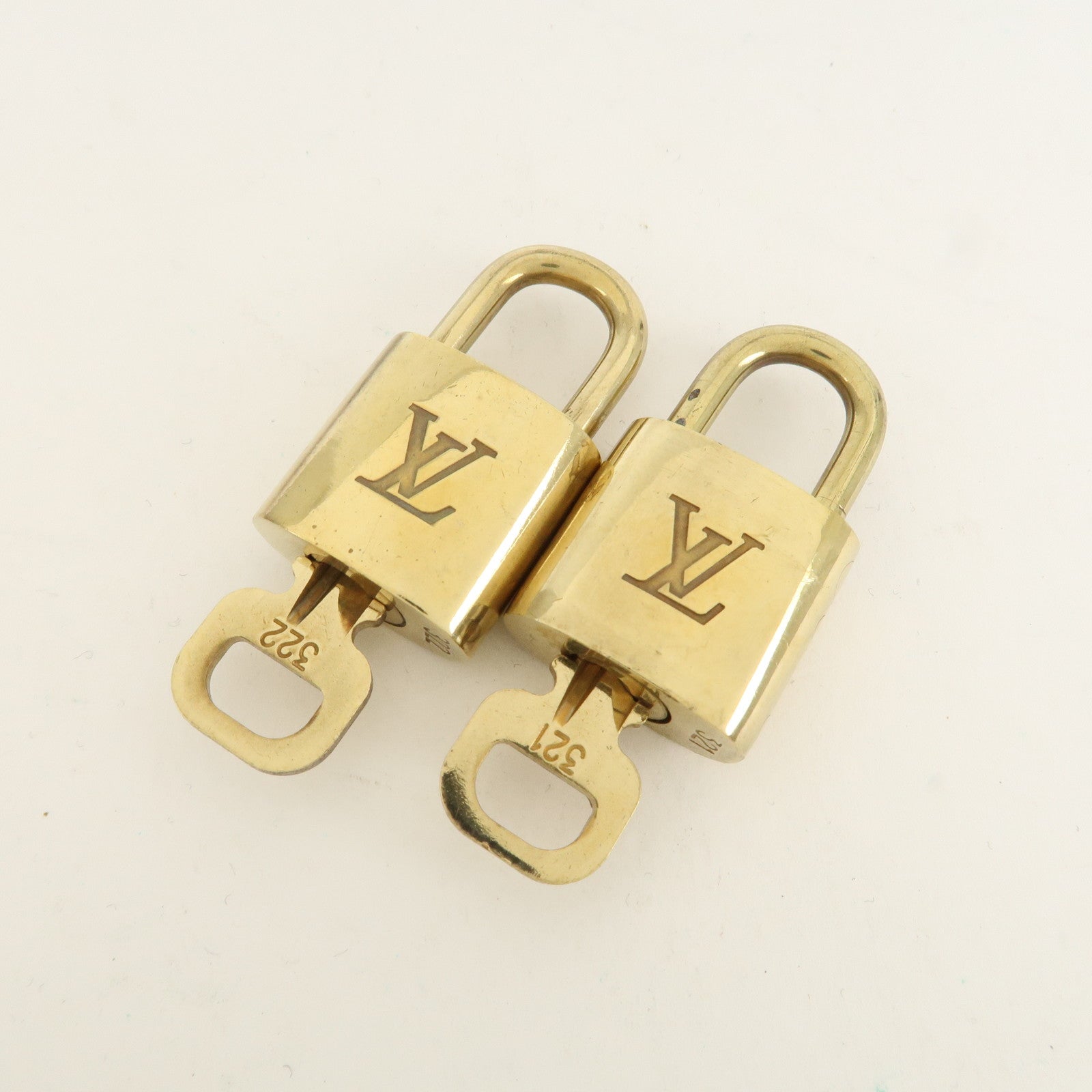 Louis Vuitton Set of 10 Lock & Key Cadena Key Lock Metal Gold Used