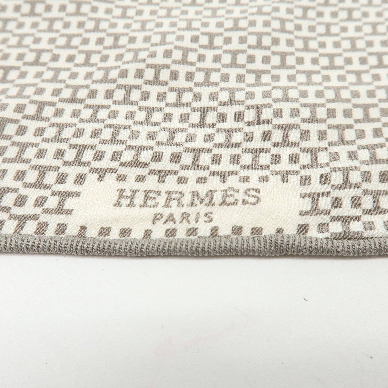 HERMES Silk100％ Scarf Gray White