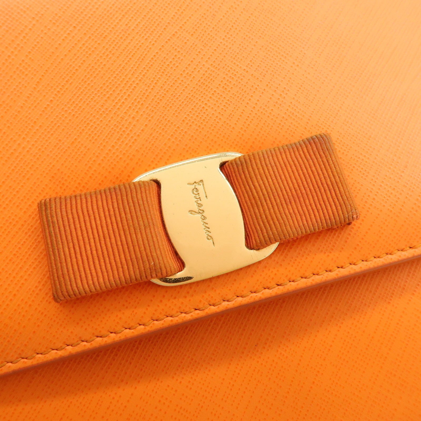 Ferragamo Vara Ribbon Leather Chain Shoulder Bag Hand Bag Orange