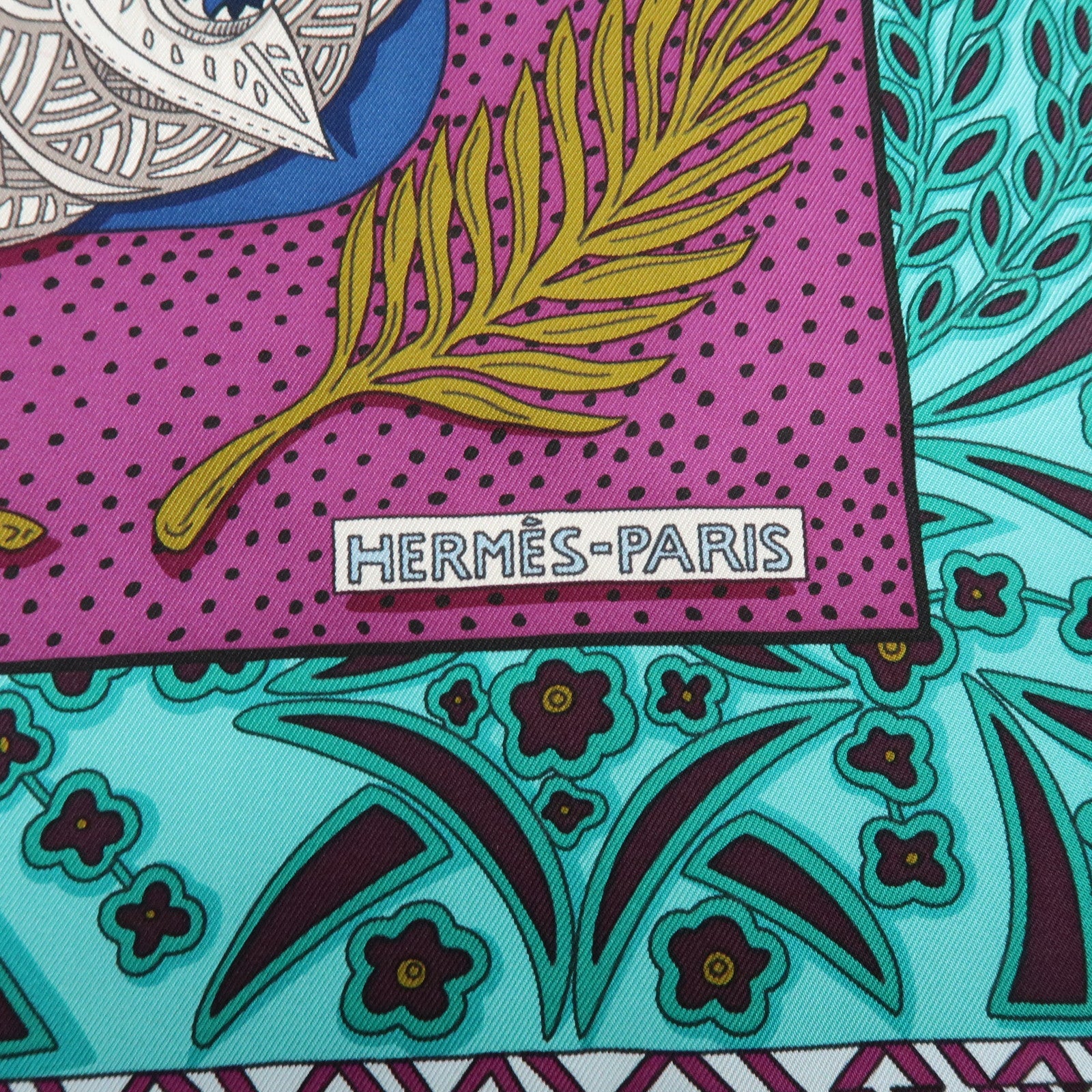 HERMES Carre 90 Silk 100% Scarf ZENOBIE REINE DE PALMYRE Blue
