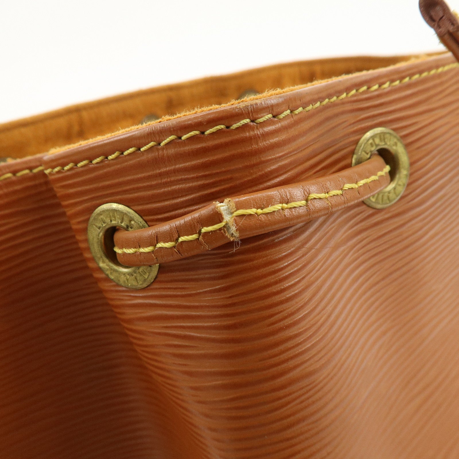 Louis Vuitton Epi Leather Petit Noe Shoulder Bag Zipang Gold M44108