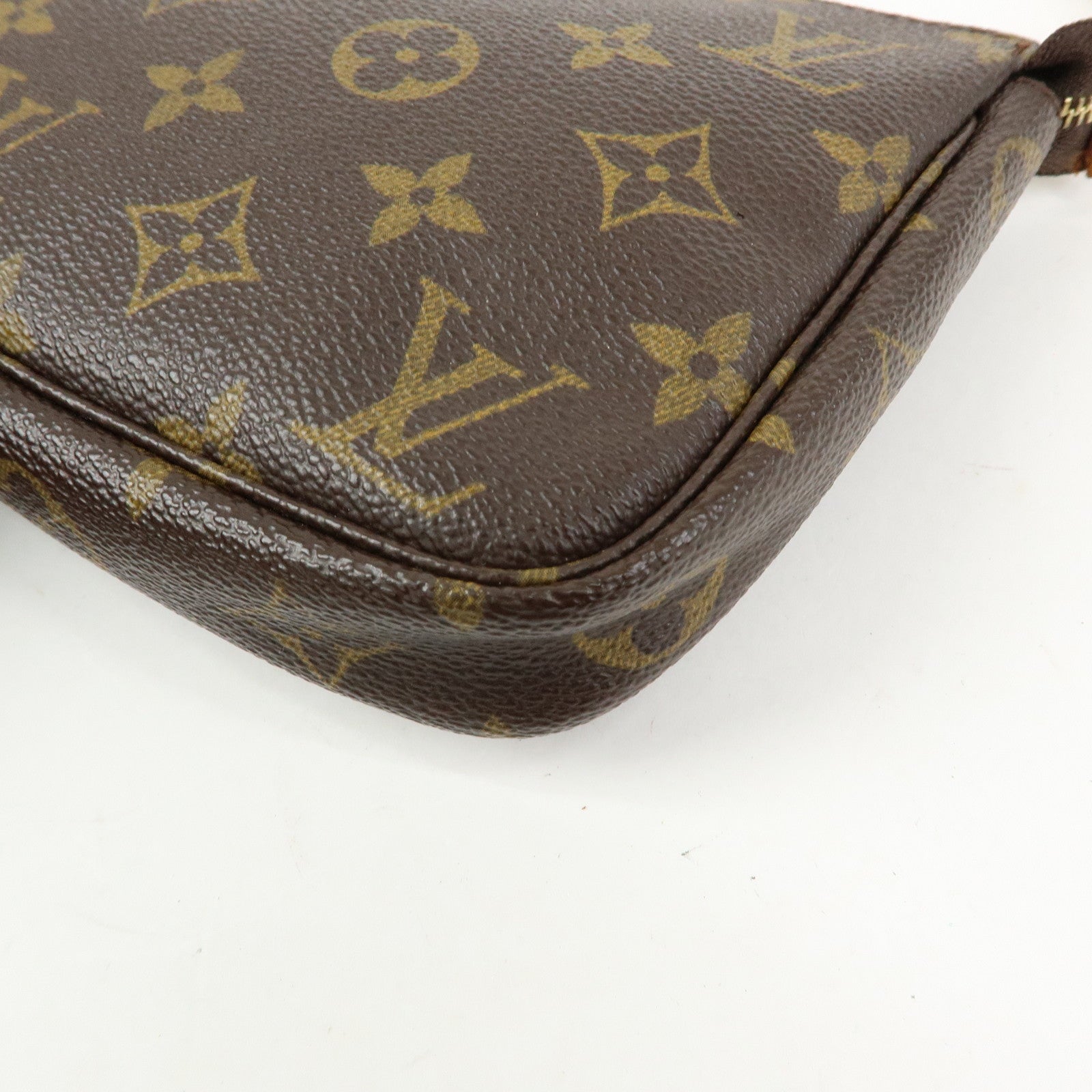 Louis Vuitton Monogram Pochette Accessoires Pouch Hand Bag M51980