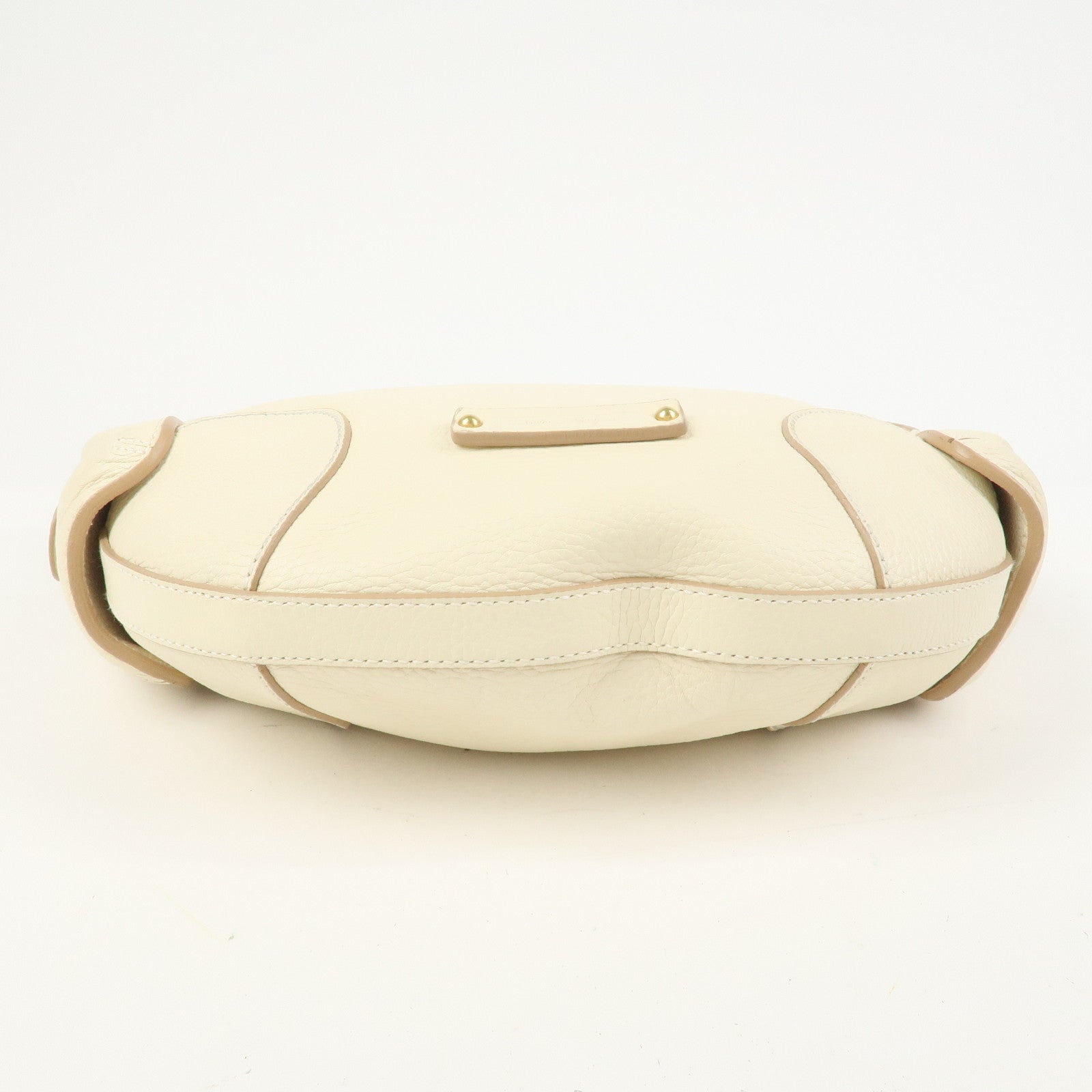 Ferragamo Gancini Logo Leather Shoulder Bag Hand Bag Ivory