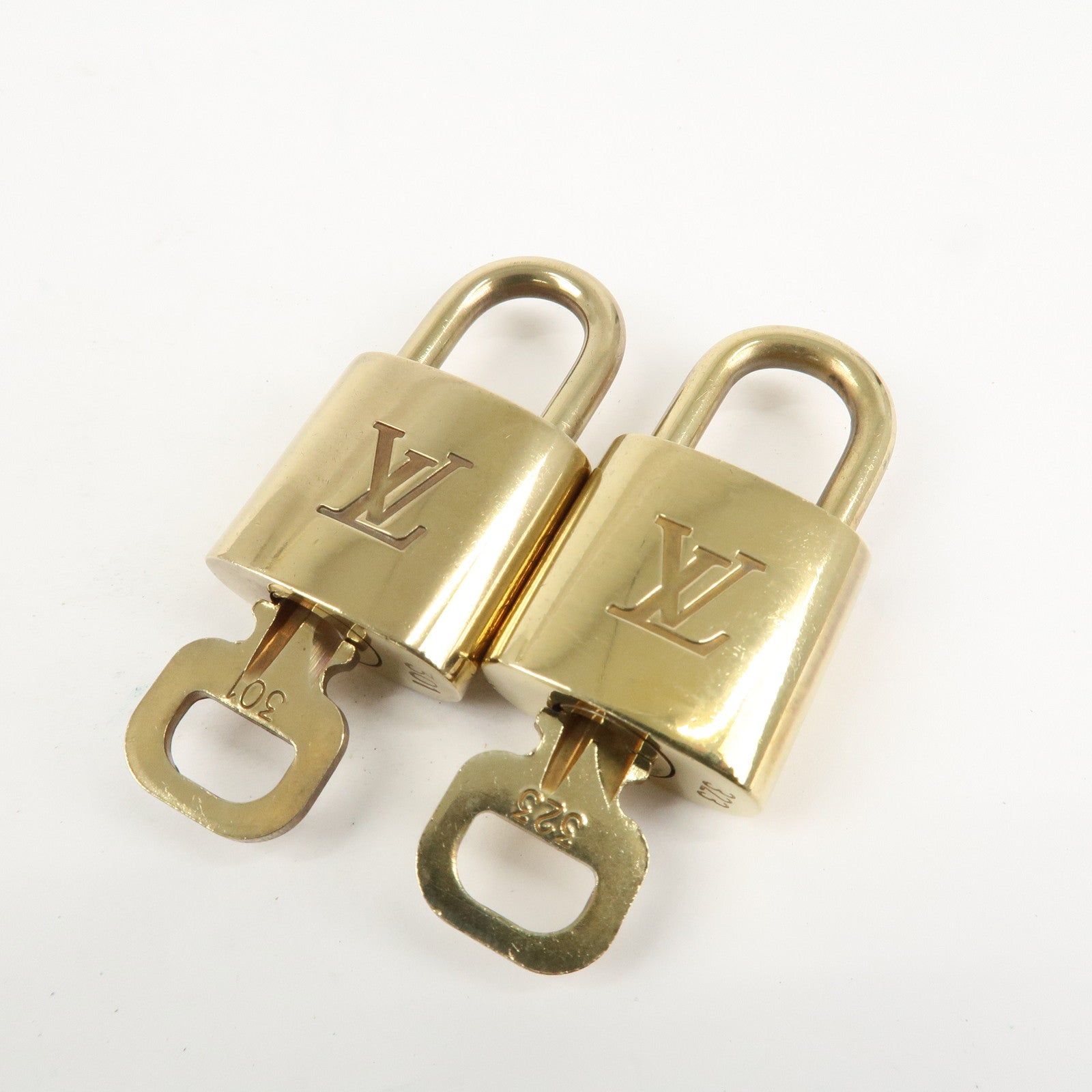 Louis Vuitton Set of 10 Lock & Key Cadena Key Lock Metal Gold Used