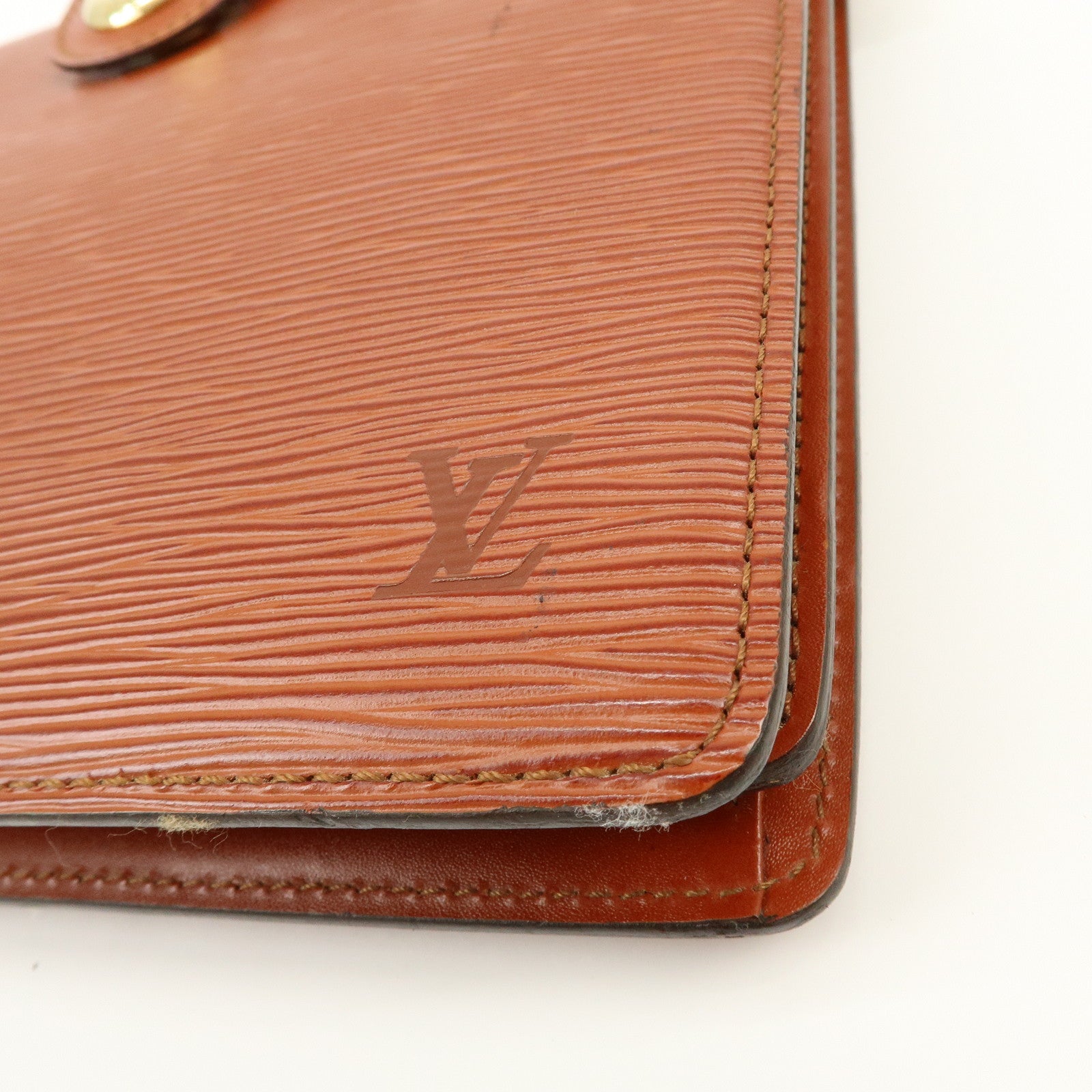 Louis Vuitton Epi Leather Capucines Shoulder Bag Kenya Brown M52343