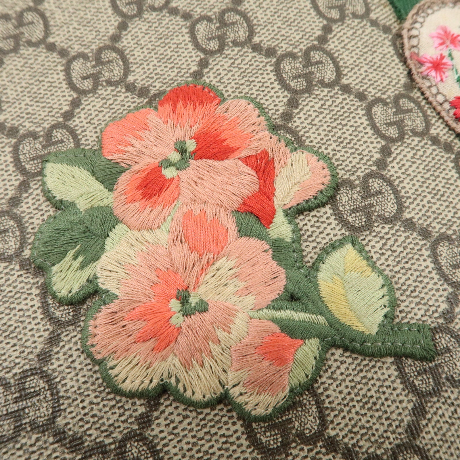 GUCCI  Sherry GG Supreme Leather Flora Clutch Bag Brown 431416