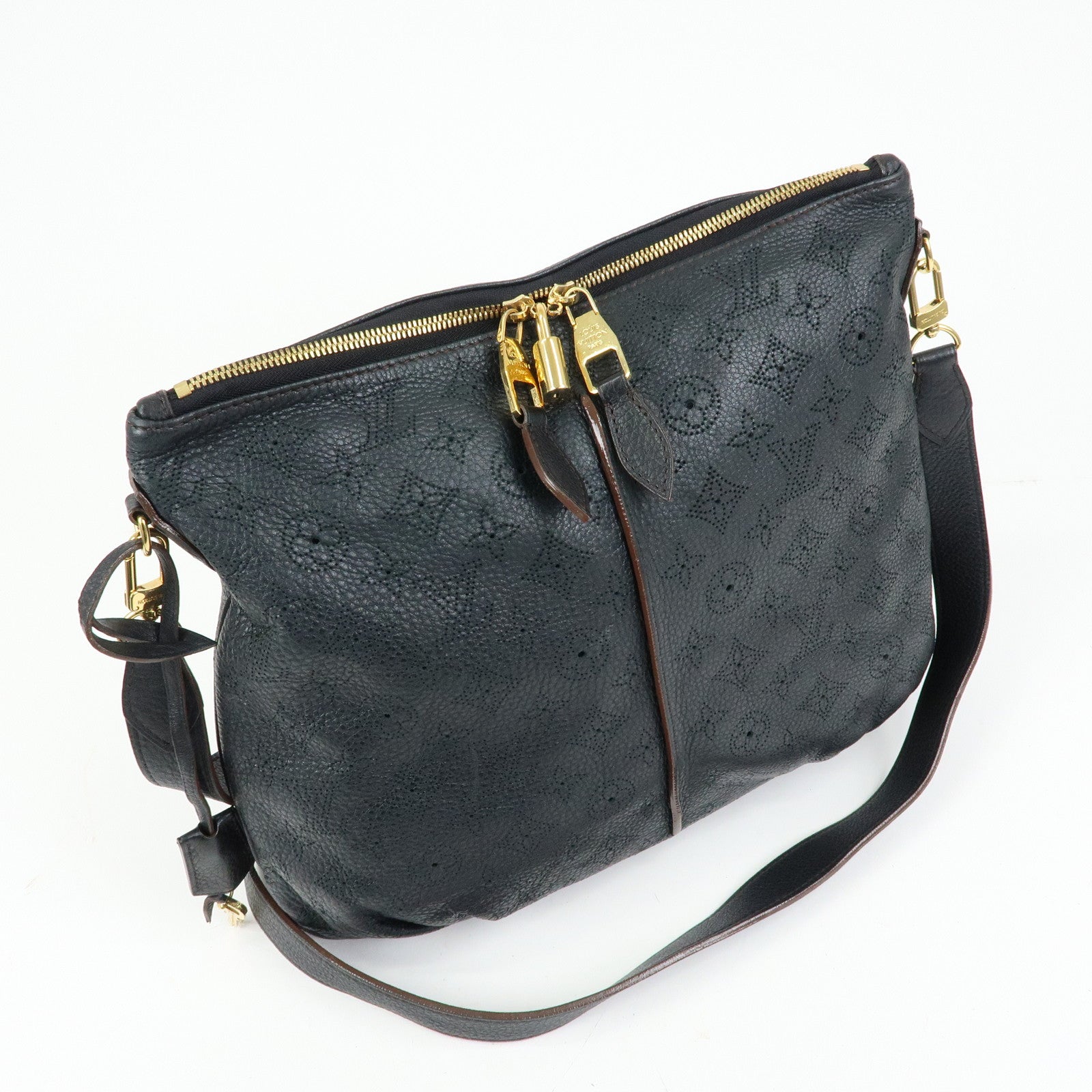 Louis Vuitton Monogram Mahina Selene PM Shoulder Bag Noir M94035