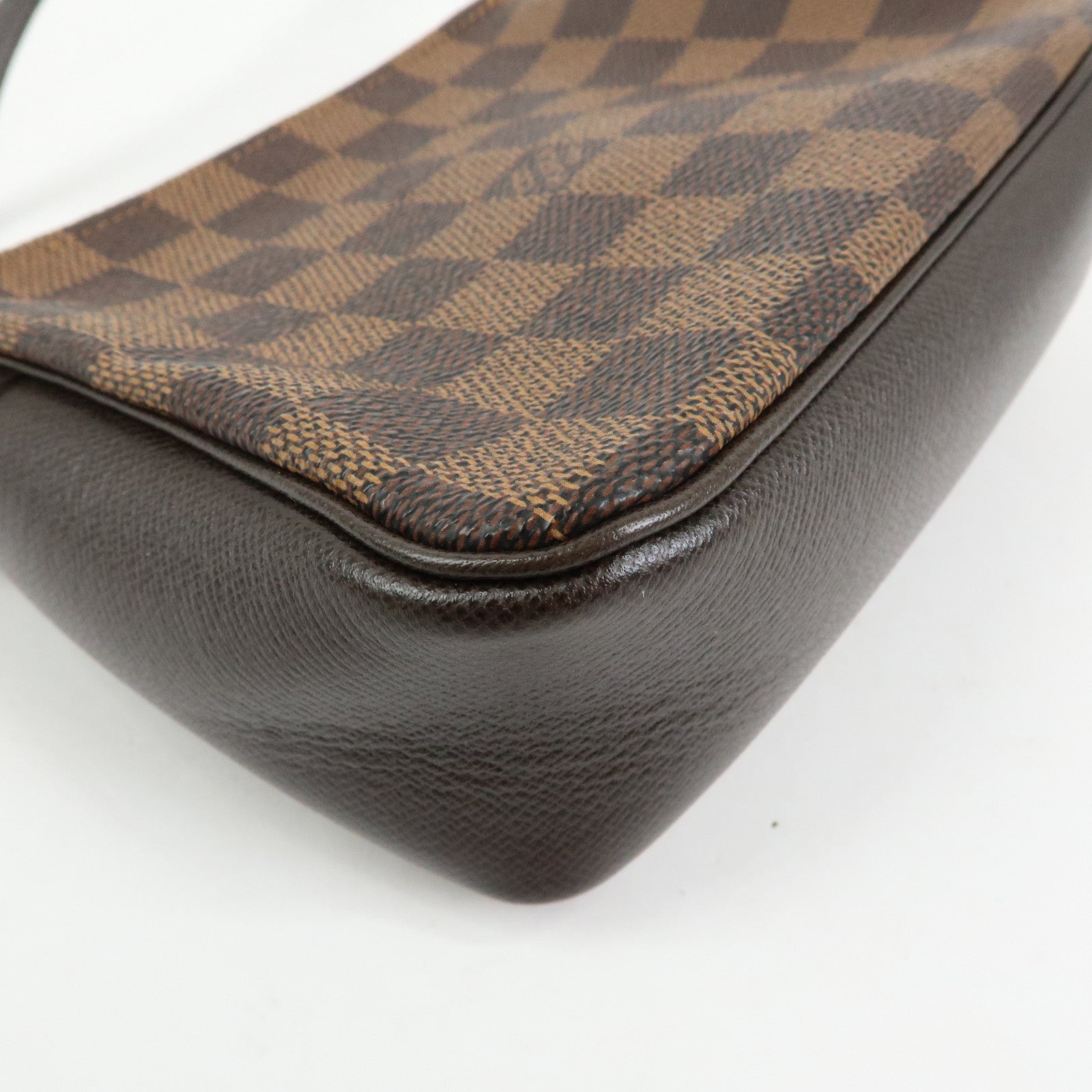 Louis Vuitton Damier Trousse Makeup Accessory Pouch Brown N51982