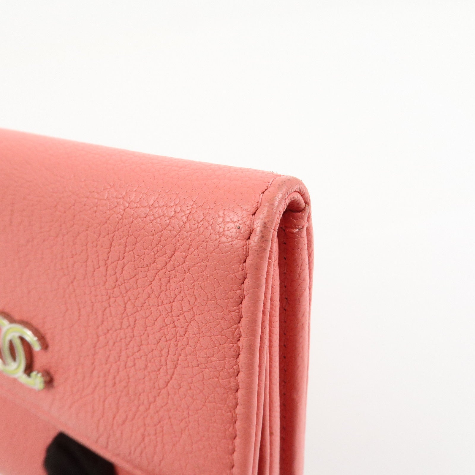 CHANEL COCO Mark Calf Leather Compact Wallet Clover Motif Pink