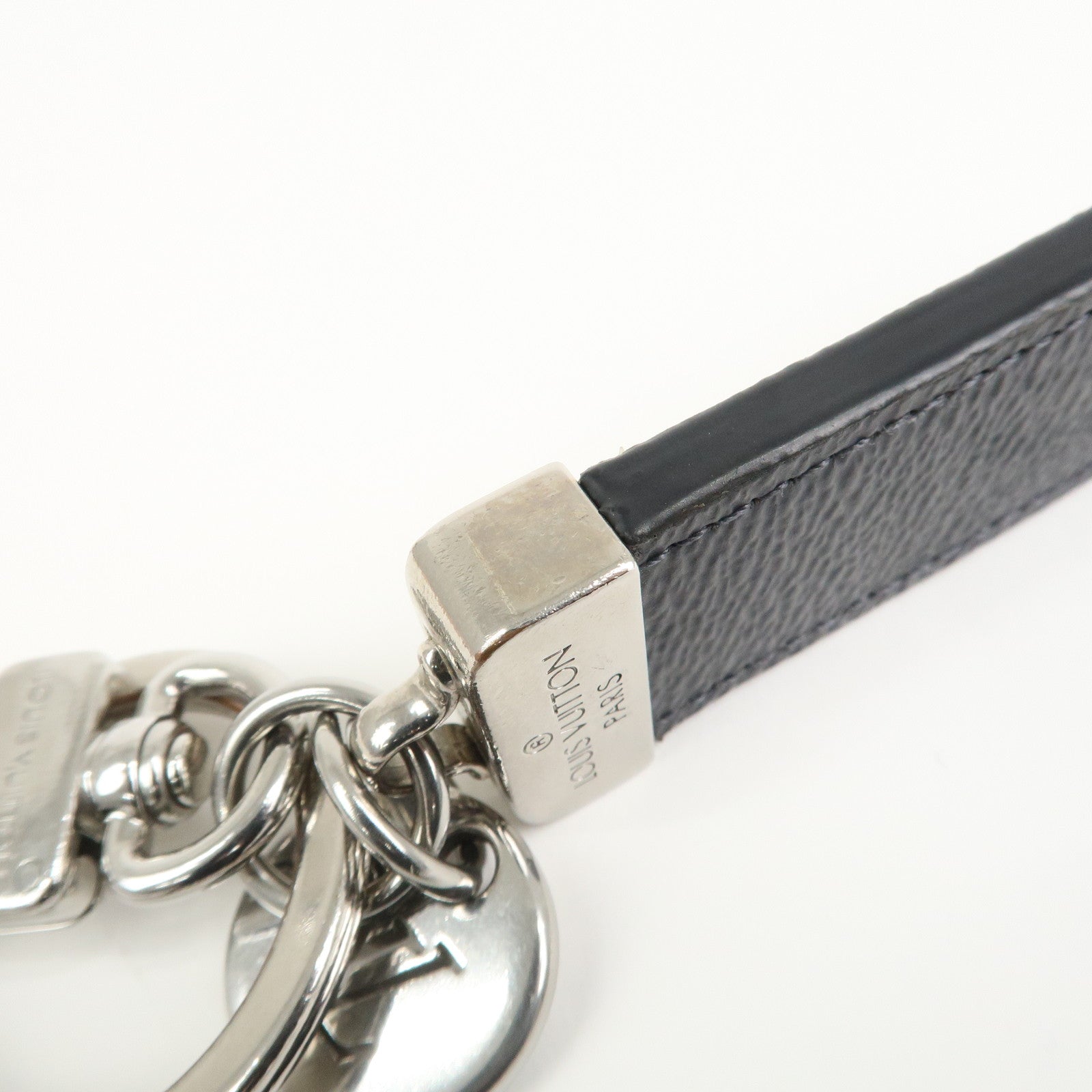 Louis Vuitton Monogram Eclipse Reverse Neo LV Club Bag Charm M01526