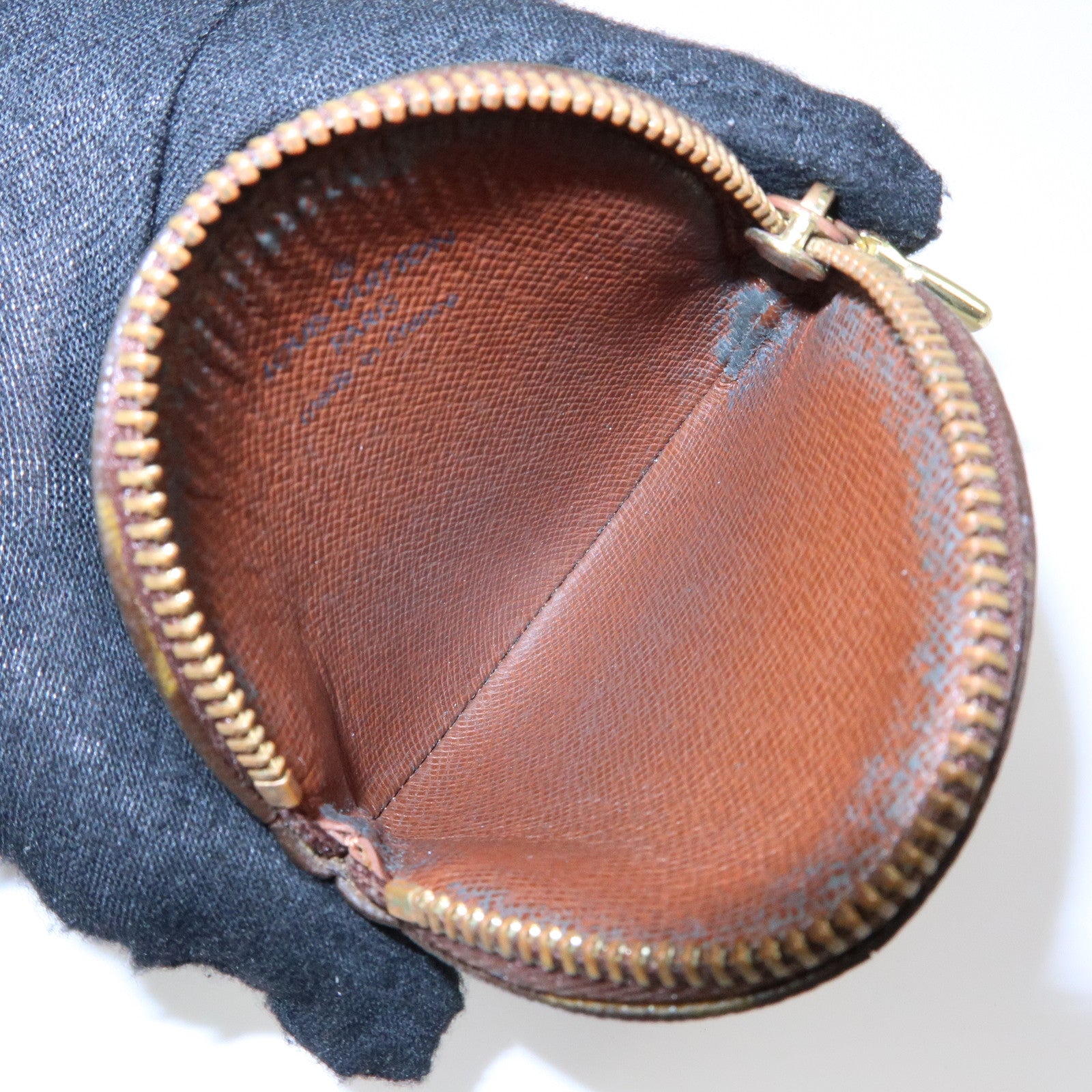 Louis Vuitton Monogram Porte Monnaie Rond Panda Coin Case M61928