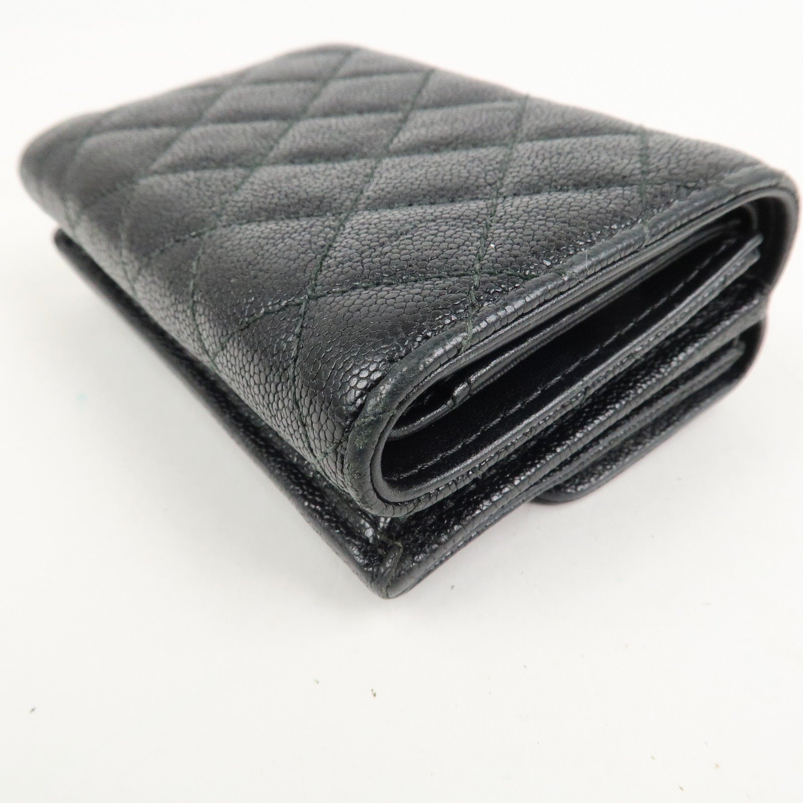 CHANEL Boy CHANEL Caviarskin Small Compact Wallet Black A84432