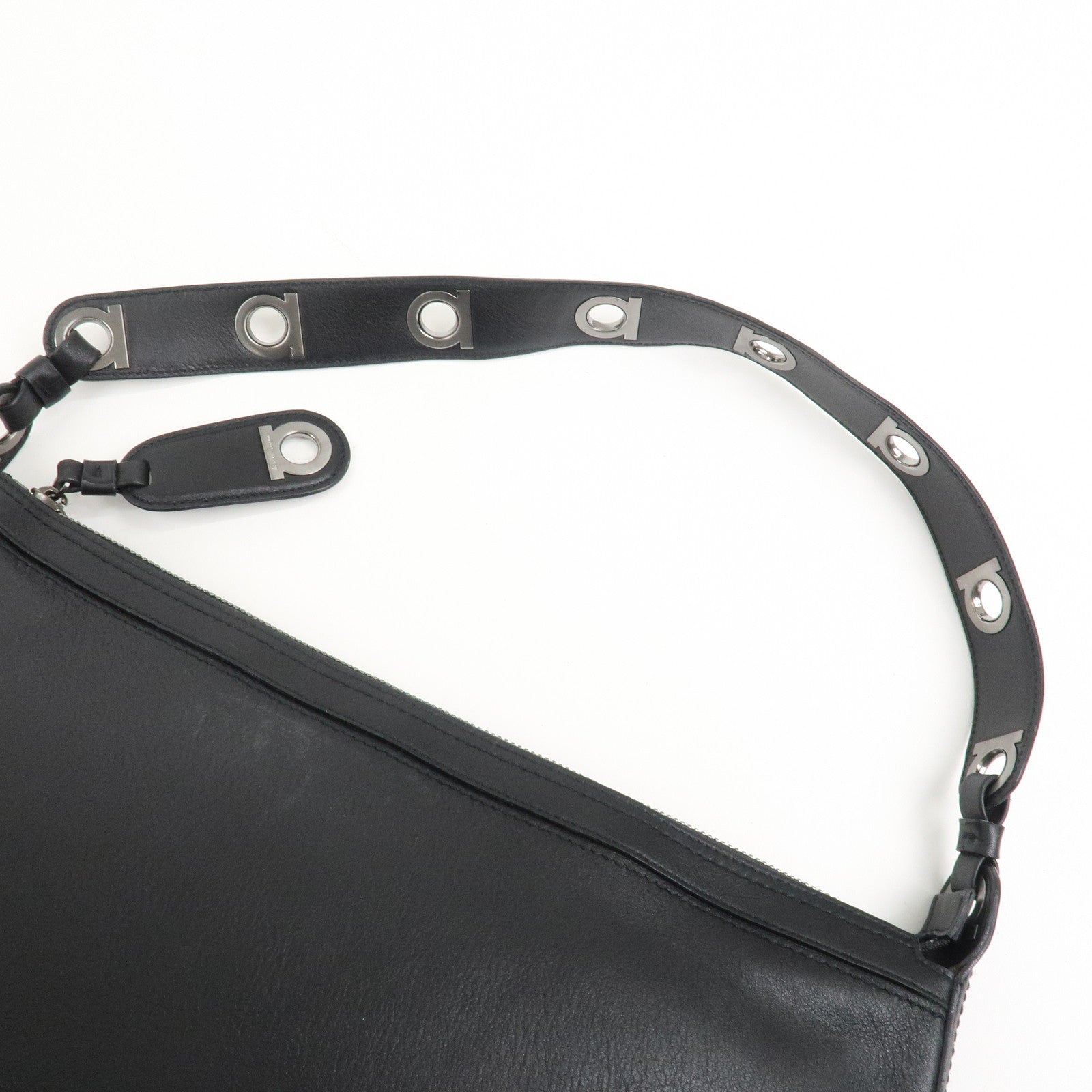 Ferragamo Gancini Leather Shoulder Bag Hand Bag Black