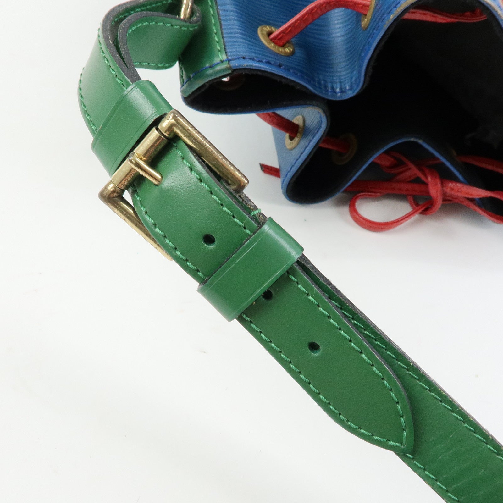 Louis Vuitton Epi Noe Tricolor Shoulder Bag Blue Green Red M44082