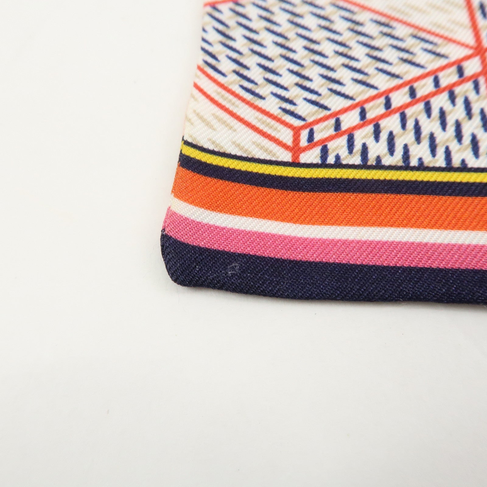 Louis Vuitton Bandeau Damier Pop-up Silk 100% Scarf Pink M77697