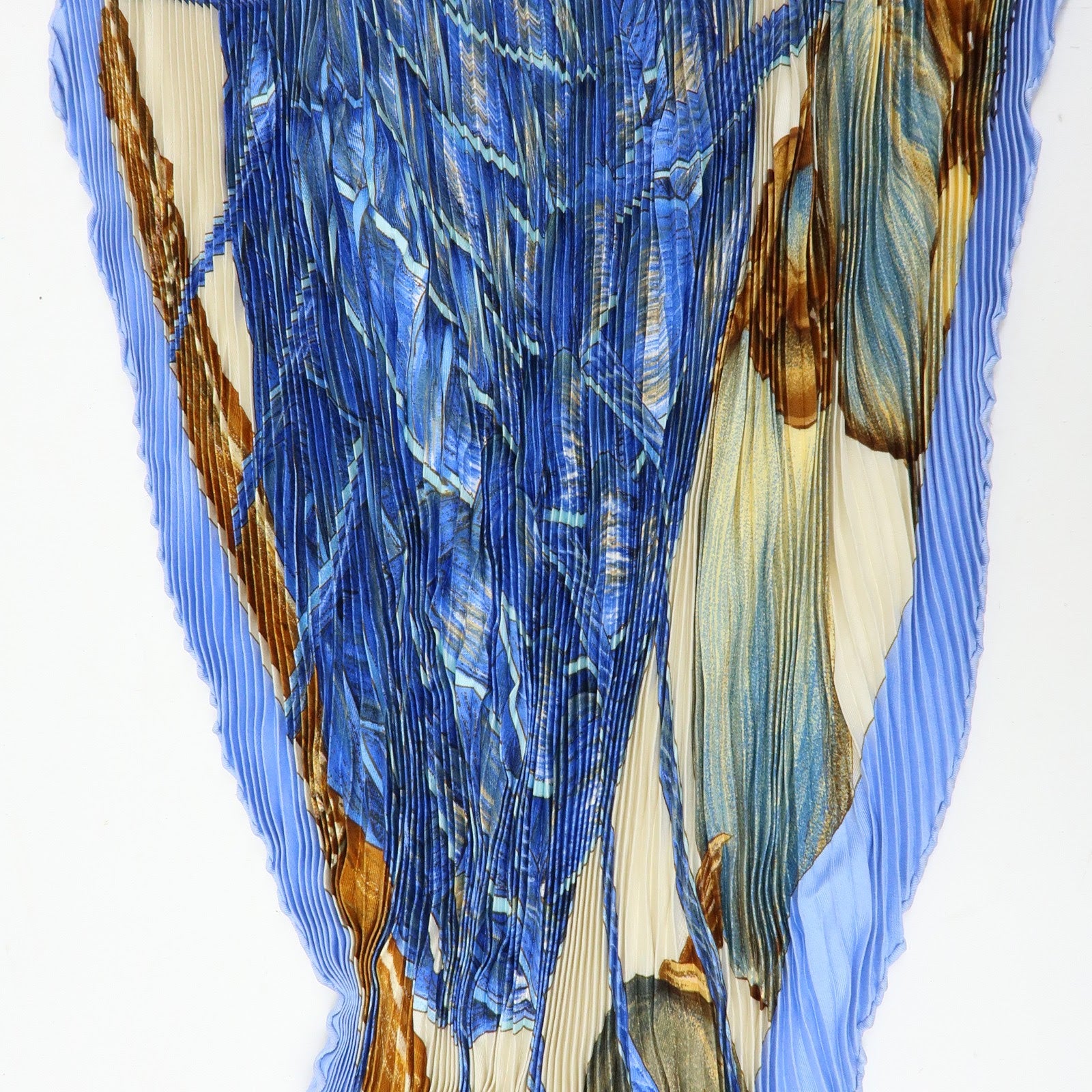 HERMES Pleated Carre 90 Silk 100% Scarf Jardin Creole Light Blue