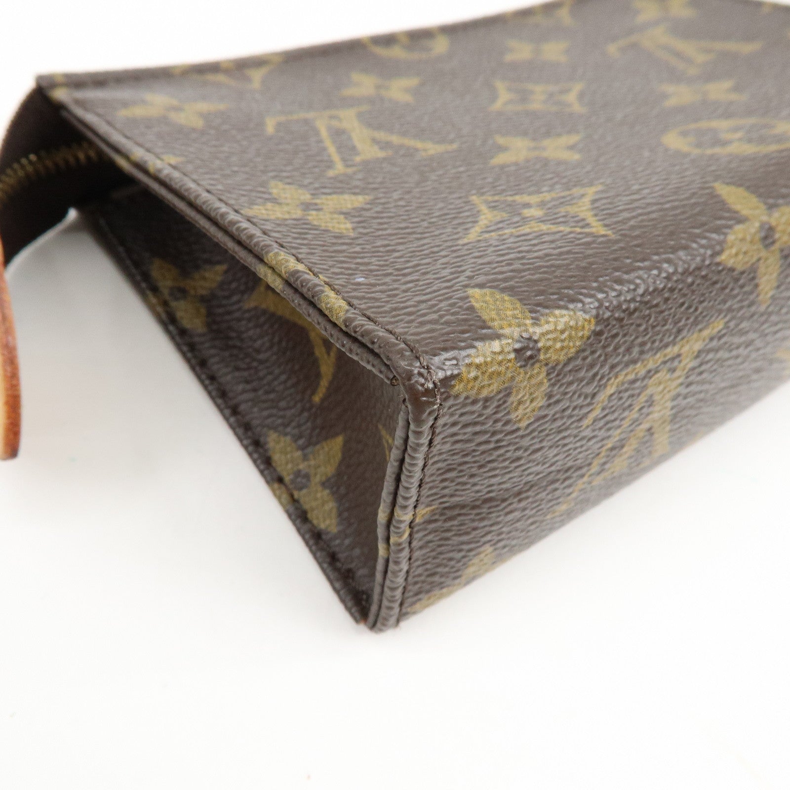 Louis Vuitton Monogram Poche Toilette 15 Cosmetic Pouch M47546