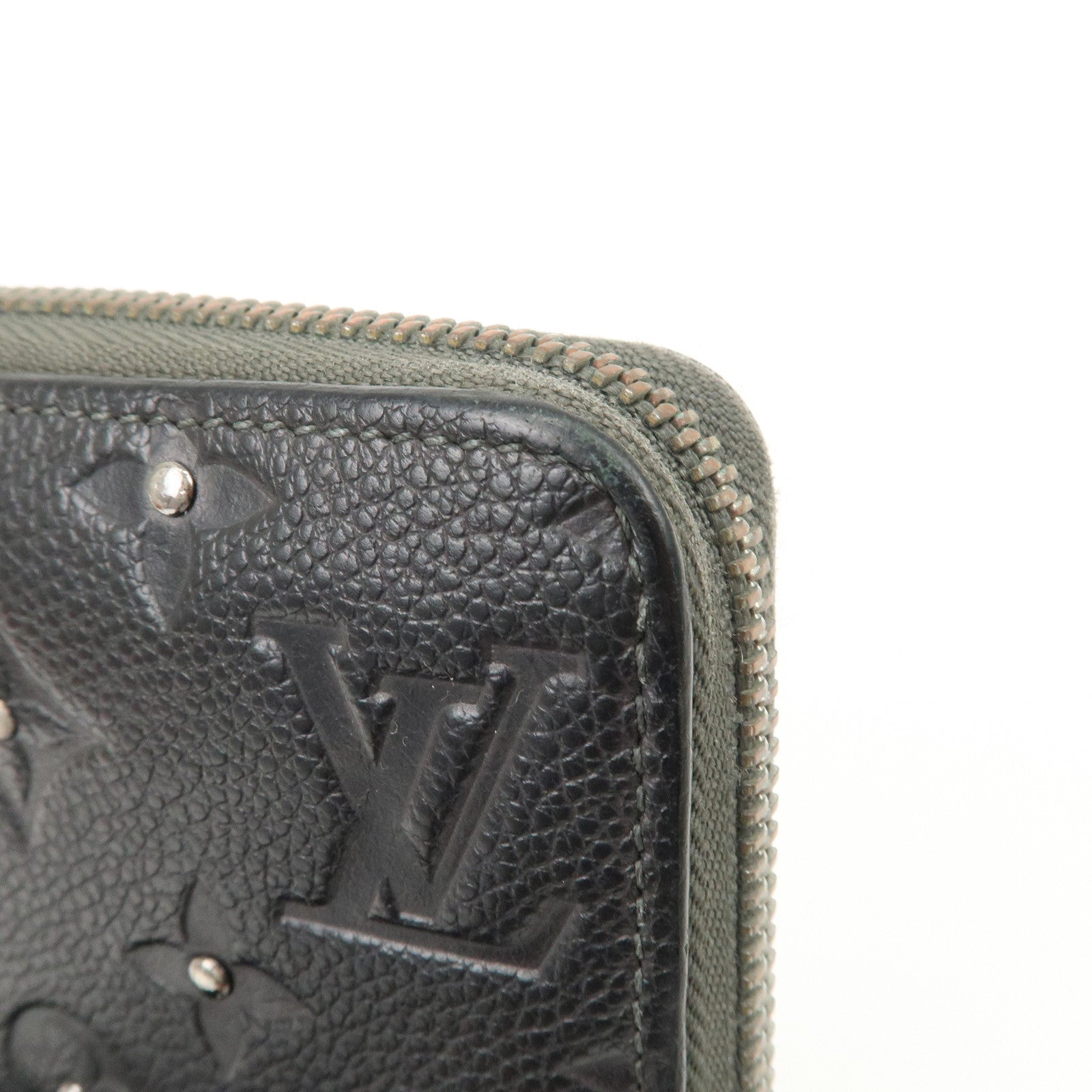 Louis Vuitton Empreinte Leather Studs Zippy Wallet Platine M61442