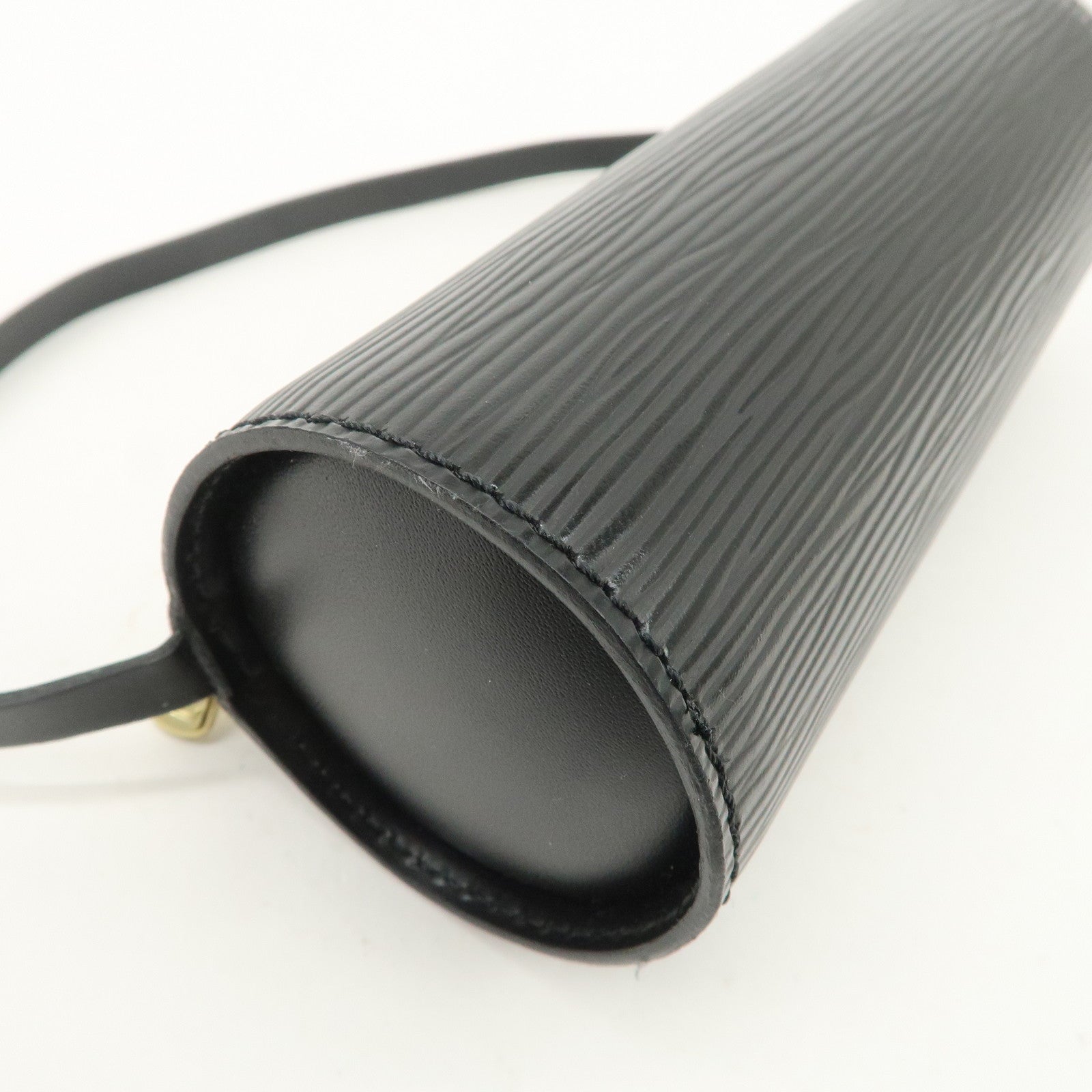Louis Vuitton Epi Mini Pouch For Soufflot Hand Bag Noir