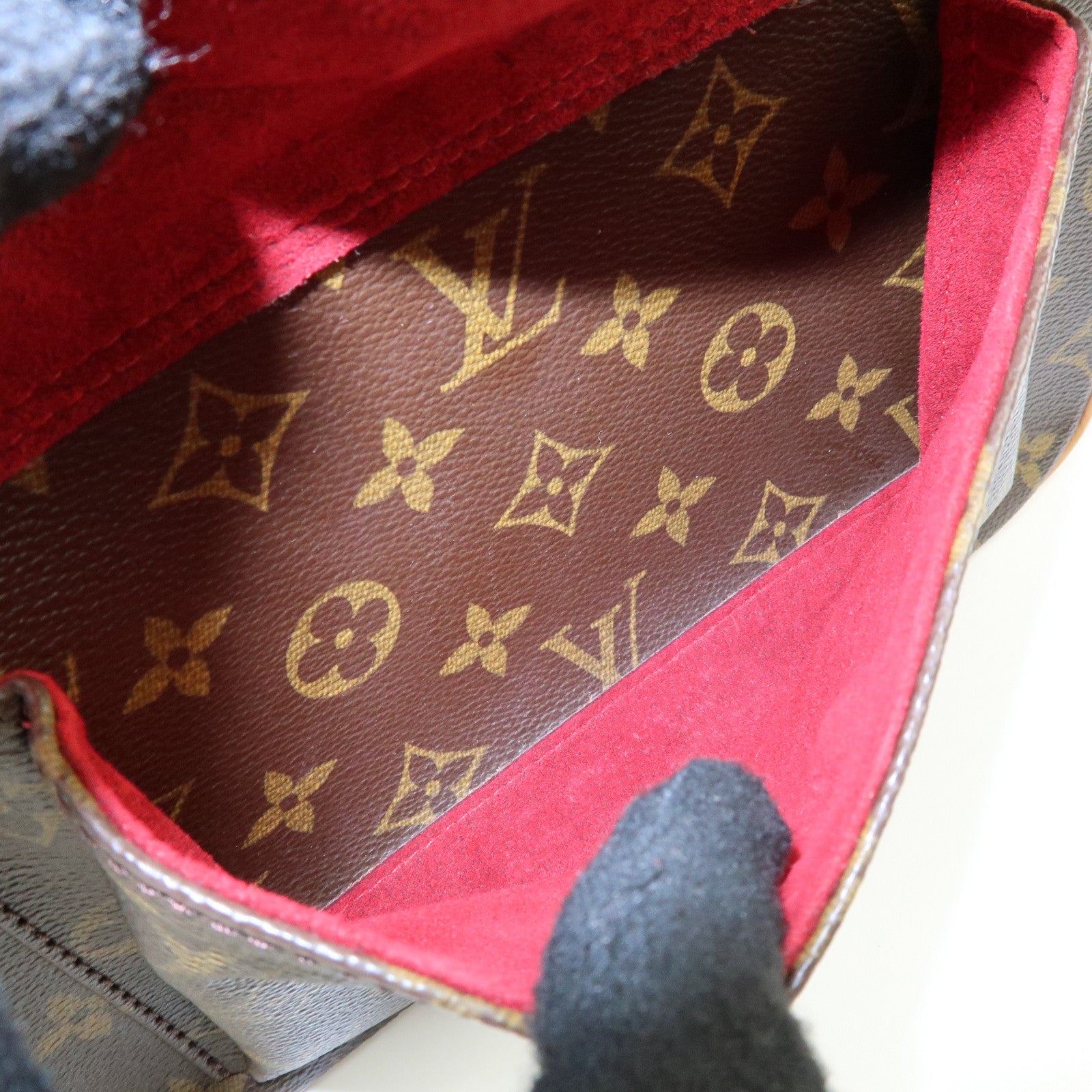 Louis Vuitton Monogram Excentri Cite Canvas Hand Bag Brown M51161