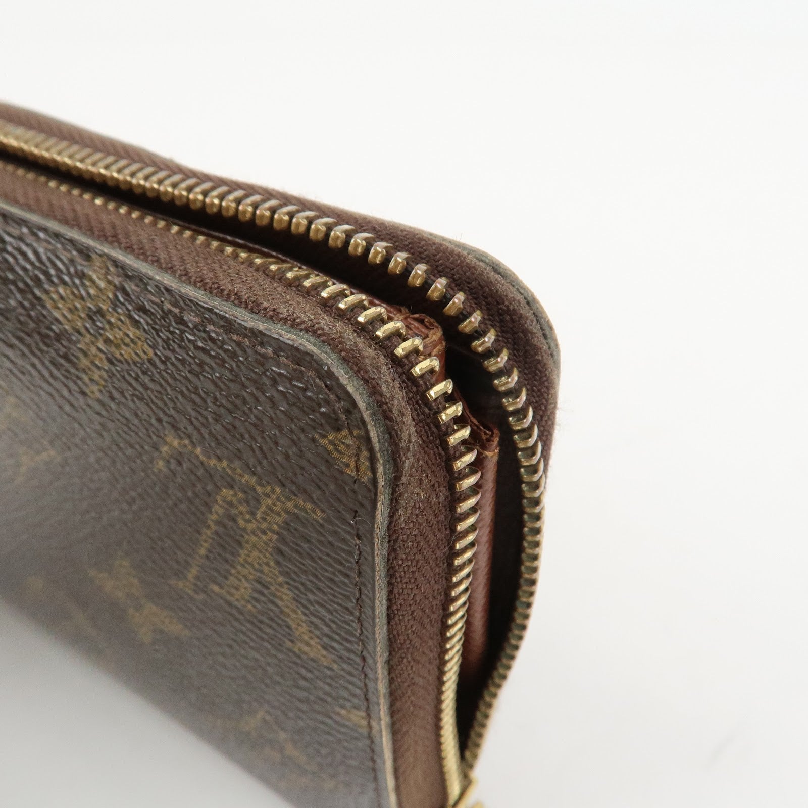 Louis Vuitton Monogram Zippy Round Long Wallet Brown M42616