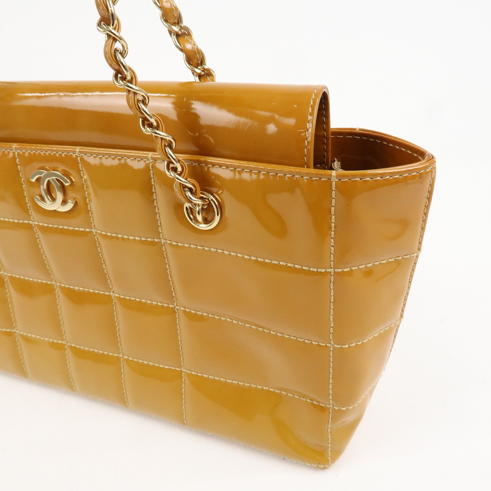 CHANEL COCO Mark Chocolate Bar Patent Leather Chain Shoulder Bag