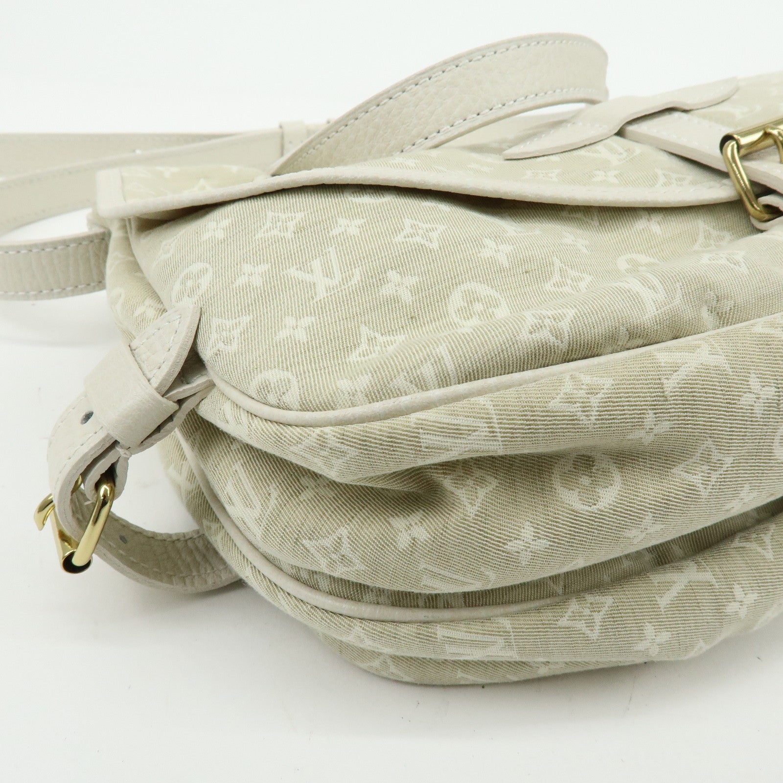 Louis Vuitton Monogram Mini Lin Saumur 30 Shoulder Bag Dune M95314