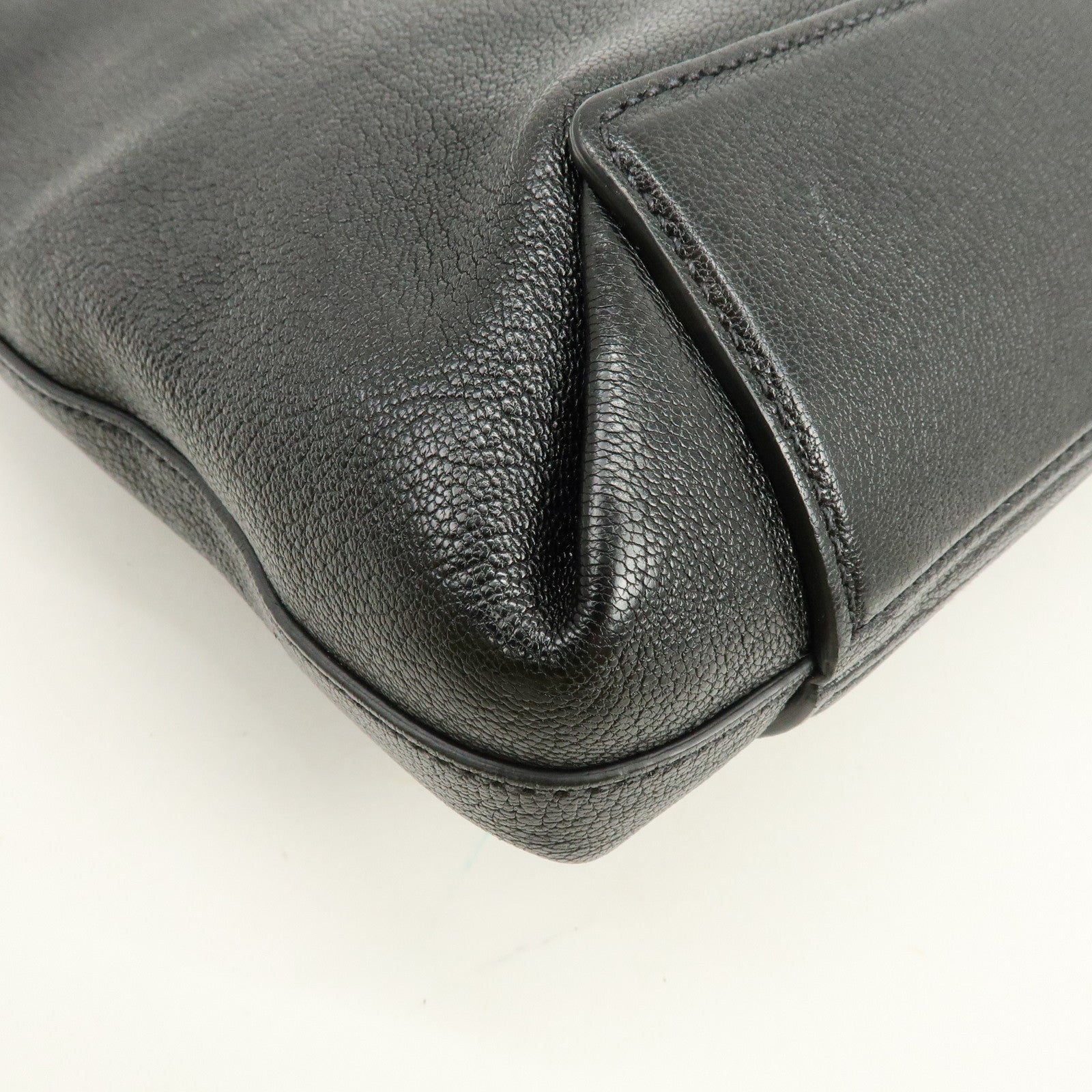 MIU MIU Logo Leather Tote Bag Hand Bag Black Gold 5BG025
