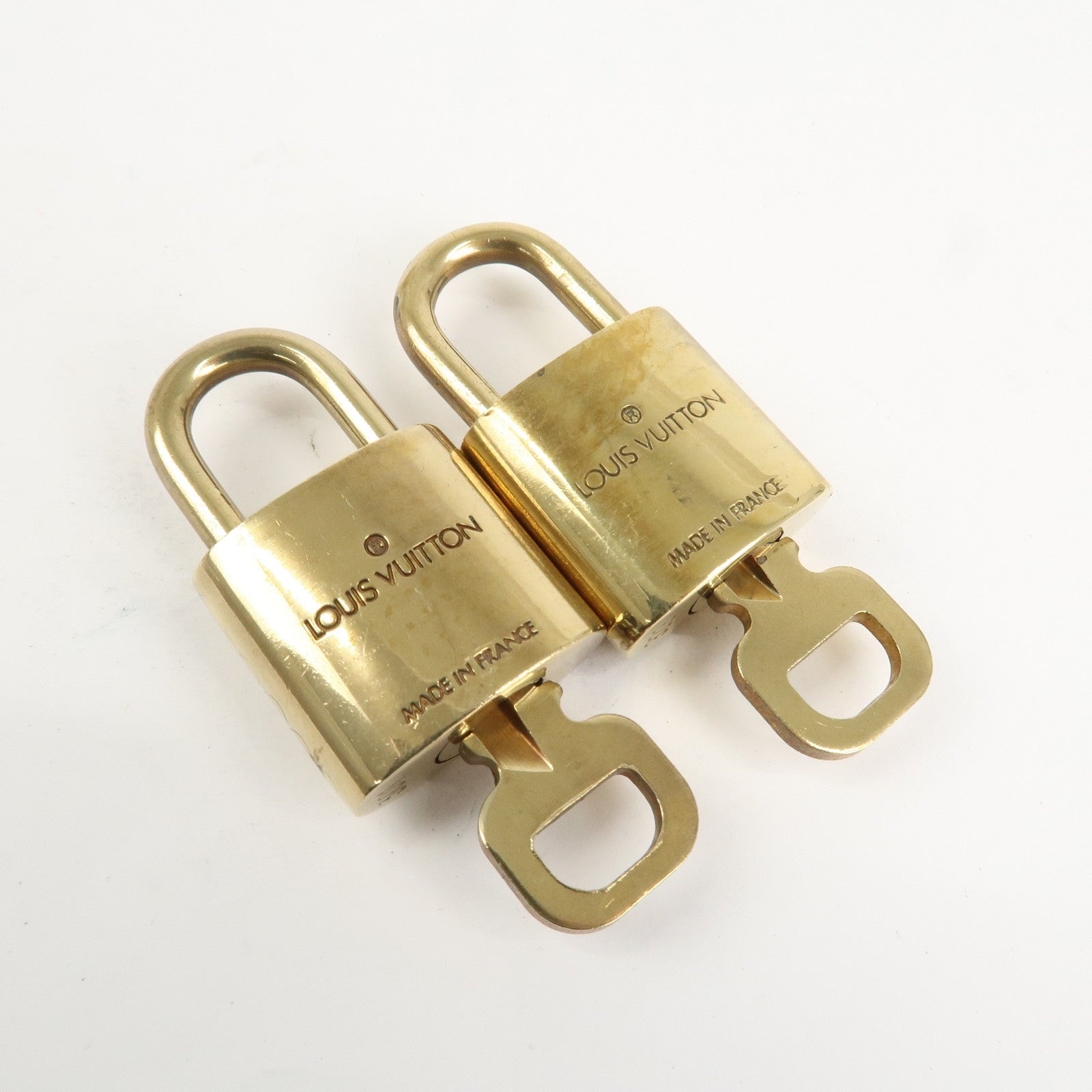 Louis Vuitton Set of 10 Lock & Key Cadena Key Lock Metal Gold Used