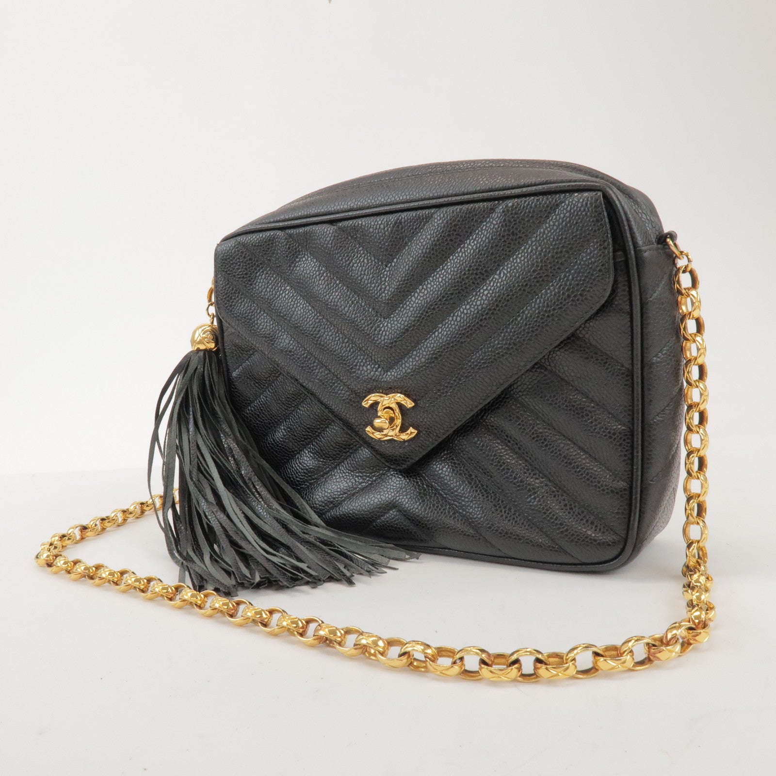 CHANEL Chevron V Stitch Caviarskin Chain Shoulder Bag Black