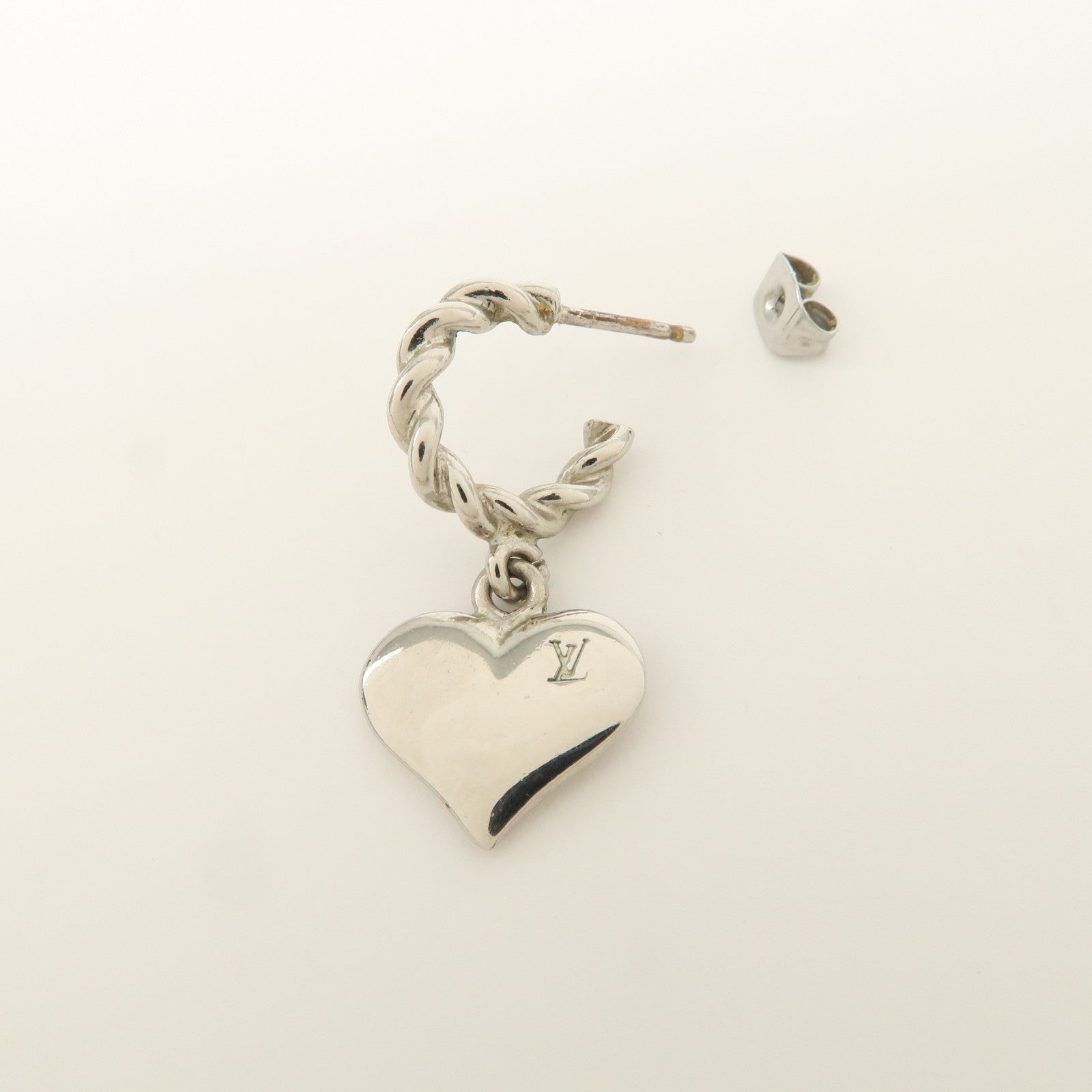 Louis Vuitton Bookle Doreille Sweet Monogram Earrings Silver M65677