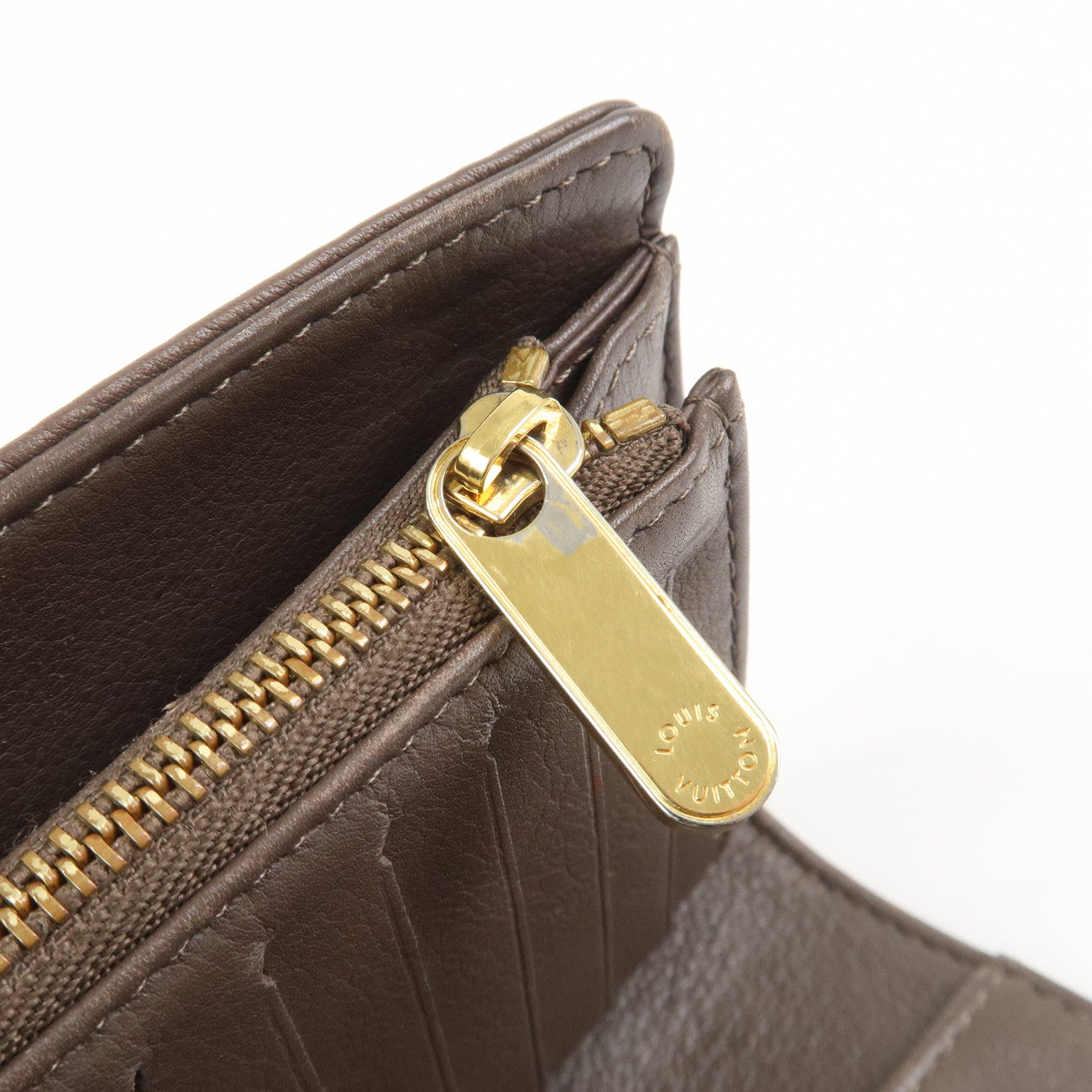 Louis Vuitton Monogram Mahina Portefeuille Amelia Wallet M58089