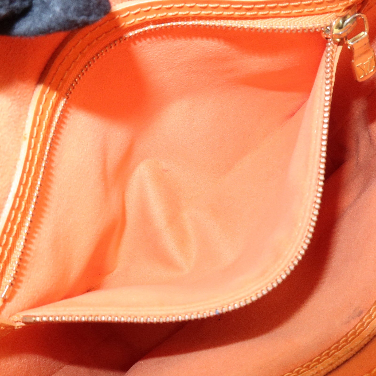 Louis Vuitton Epi Bucket PM Shoulder Bag Tote Bag Mandarin M5899H