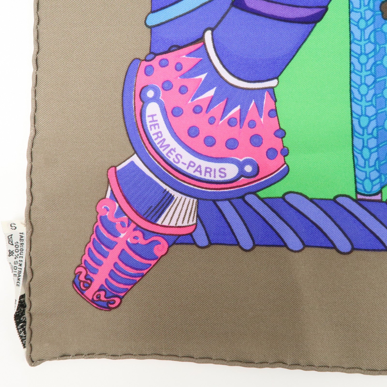 HERMES Carre 90 Silk 100% Etendards et Bonnieres Scarf Multi Color